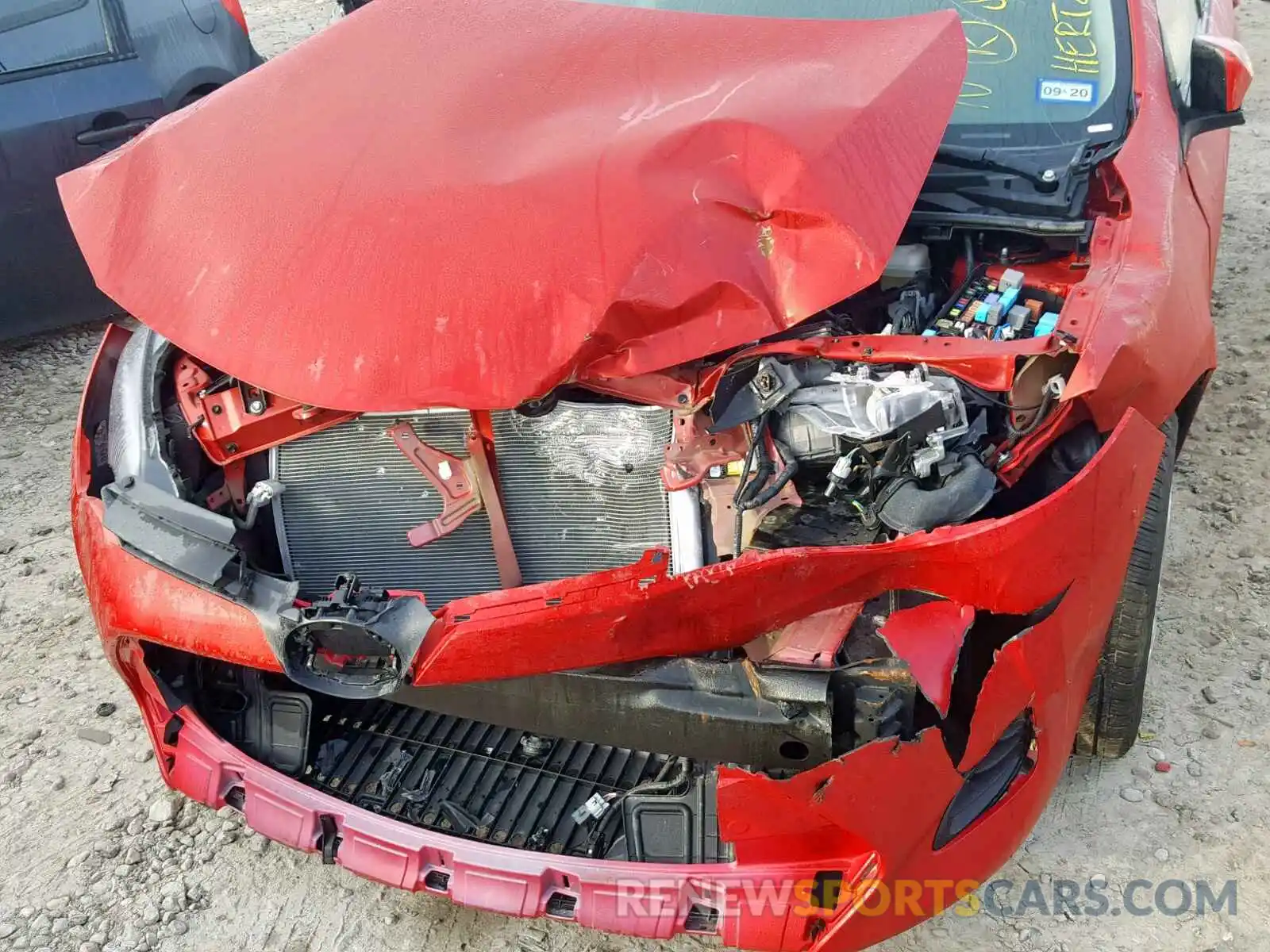 9 Photograph of a damaged car 5YFBURHE6KP896251 TOYOTA COROLLA 2019