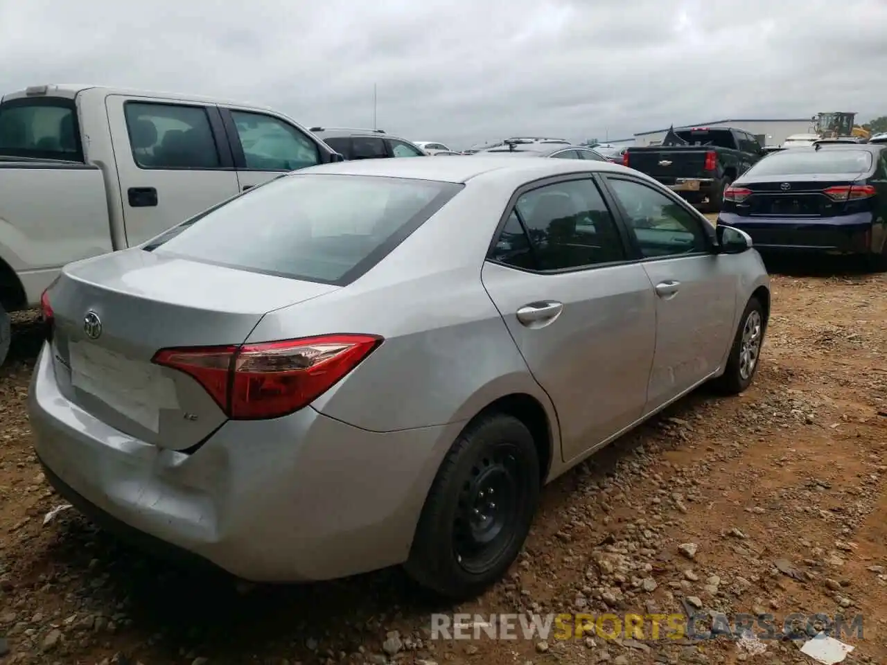 4 Photograph of a damaged car 5YFBURHE6KP896394 TOYOTA COROLLA 2019