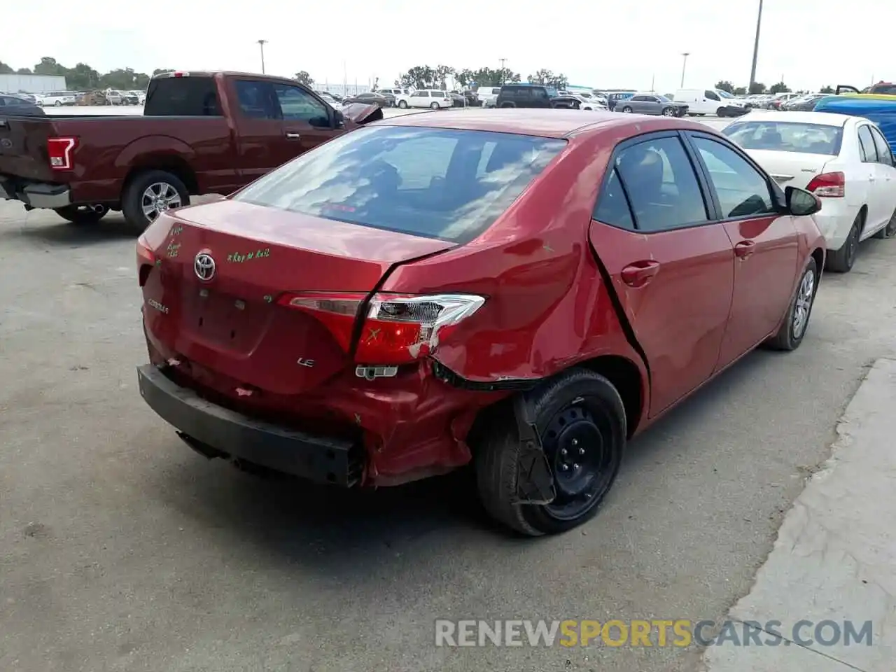 4 Photograph of a damaged car 5YFBURHE6KP896573 TOYOTA COROLLA 2019