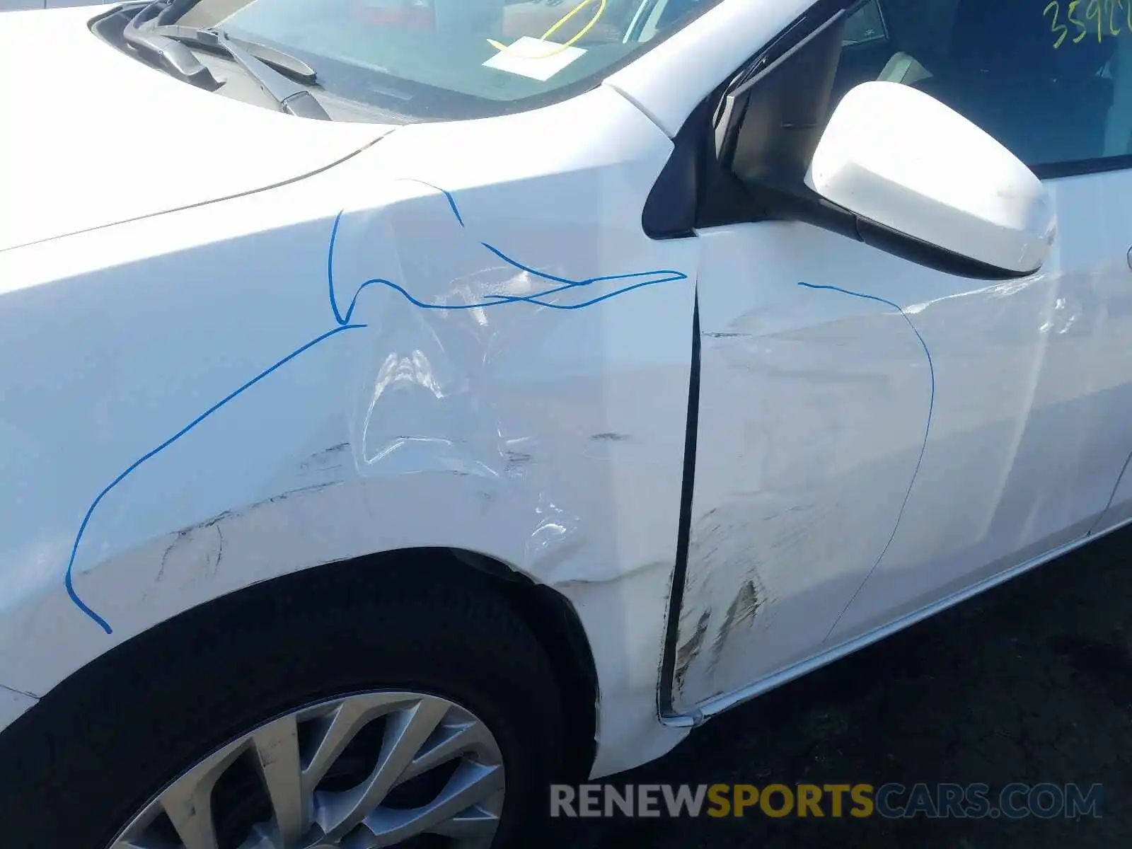 9 Photograph of a damaged car 5YFBURHE6KP897738 TOYOTA COROLLA 2019