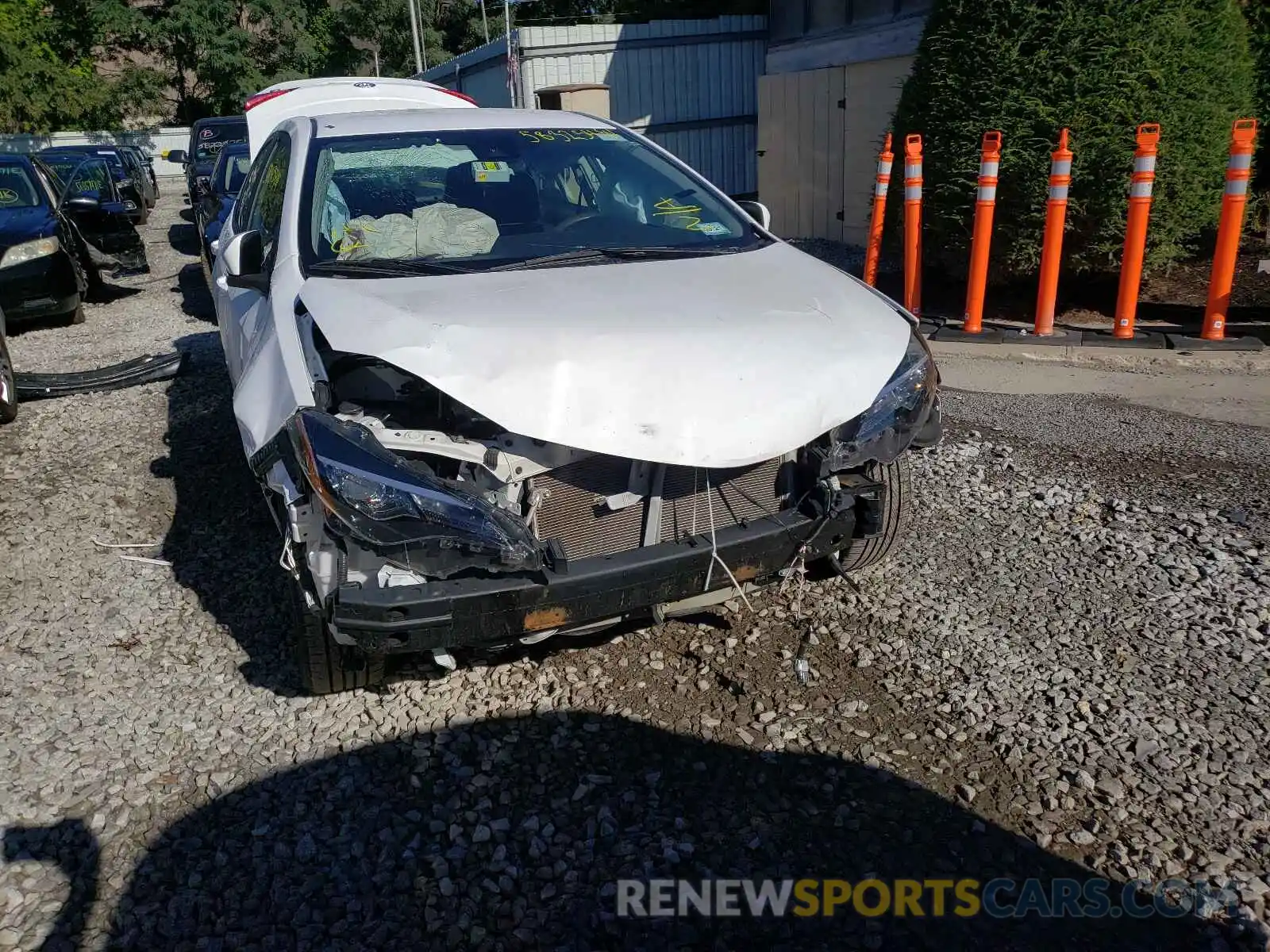 9 Photograph of a damaged car 5YFBURHE6KP898694 TOYOTA COROLLA 2019