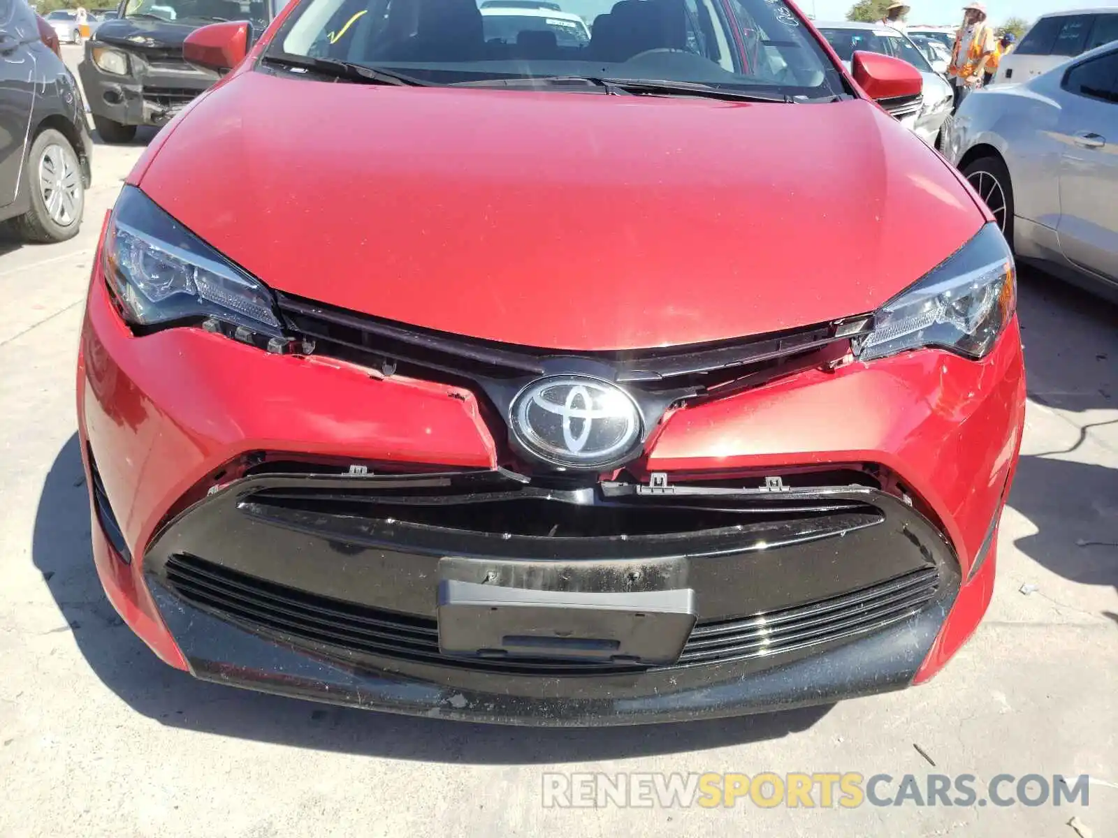 9 Photograph of a damaged car 5YFBURHE6KP899036 TOYOTA COROLLA 2019