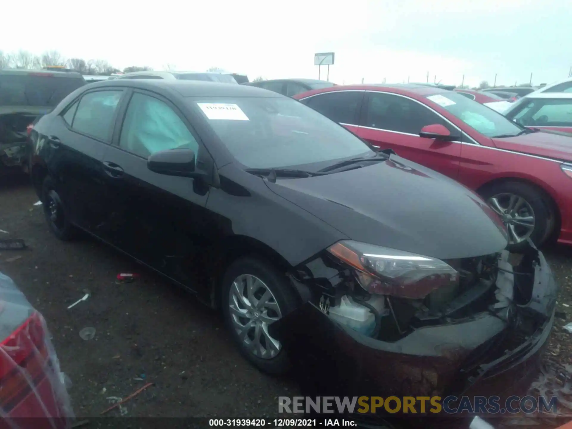 1 Photograph of a damaged car 5YFBURHE6KP899232 TOYOTA COROLLA 2019