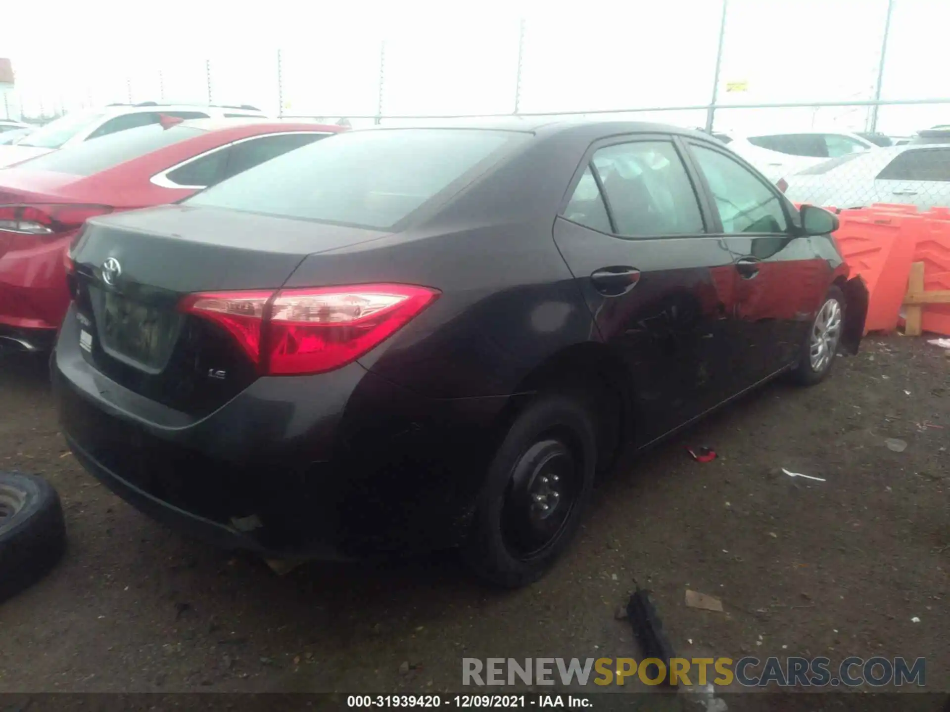 4 Photograph of a damaged car 5YFBURHE6KP899232 TOYOTA COROLLA 2019