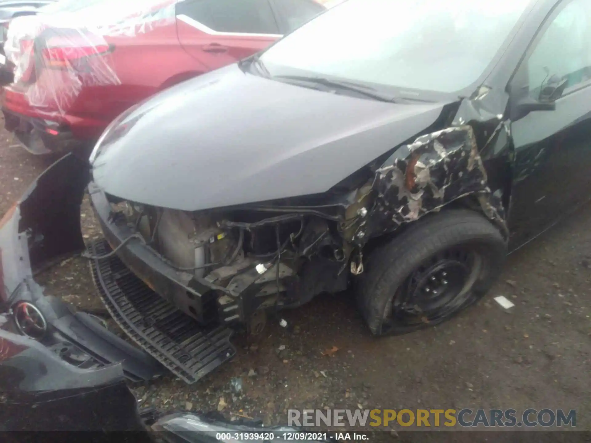 6 Photograph of a damaged car 5YFBURHE6KP899232 TOYOTA COROLLA 2019