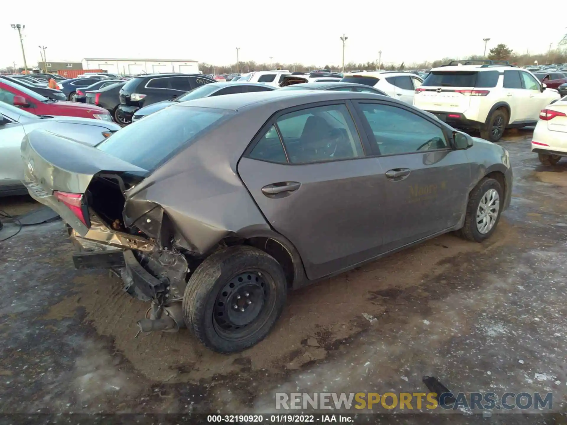 4 Photograph of a damaged car 5YFBURHE6KP899666 TOYOTA COROLLA 2019