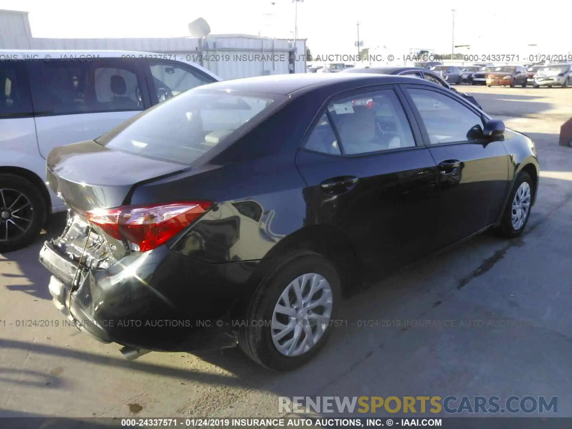 4 Photograph of a damaged car 5YFBURHE6KP899781 TOYOTA COROLLA 2019