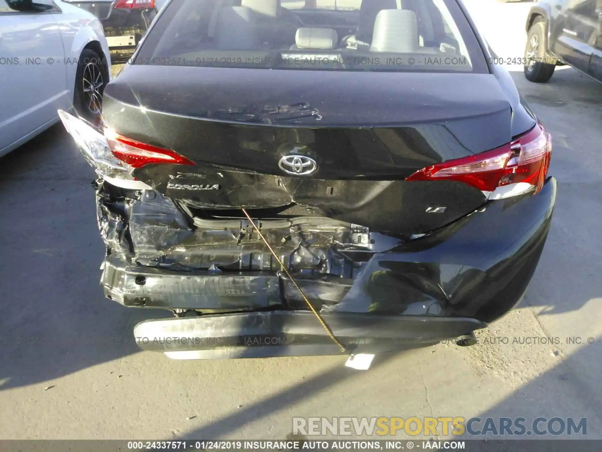 6 Photograph of a damaged car 5YFBURHE6KP899781 TOYOTA COROLLA 2019