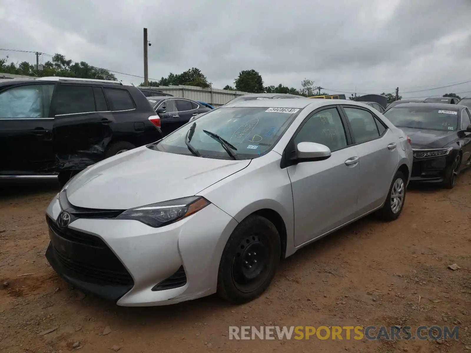 2 Photograph of a damaged car 5YFBURHE6KP899943 TOYOTA COROLLA 2019