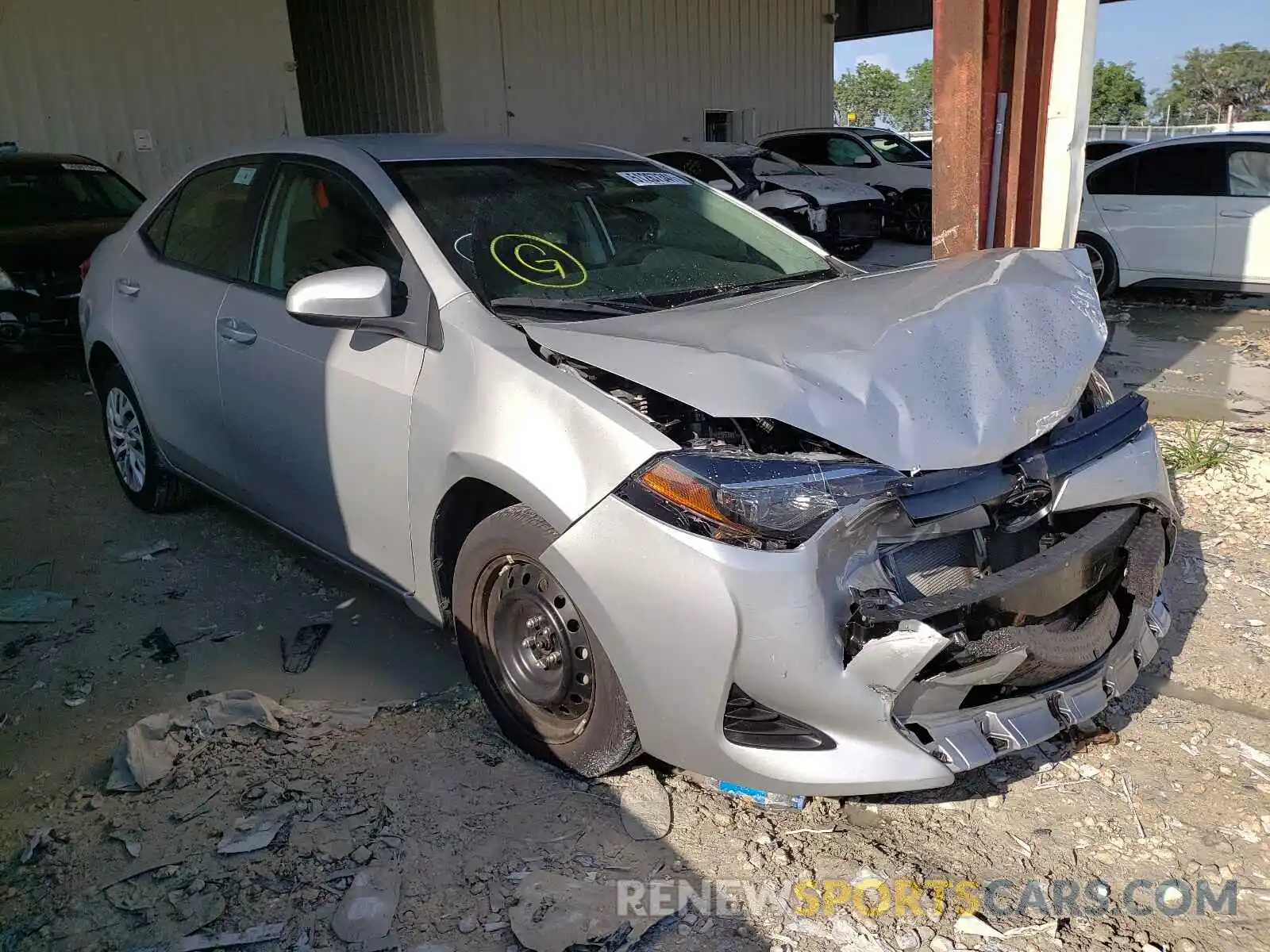 1 Photograph of a damaged car 5YFBURHE6KP900413 TOYOTA COROLLA 2019