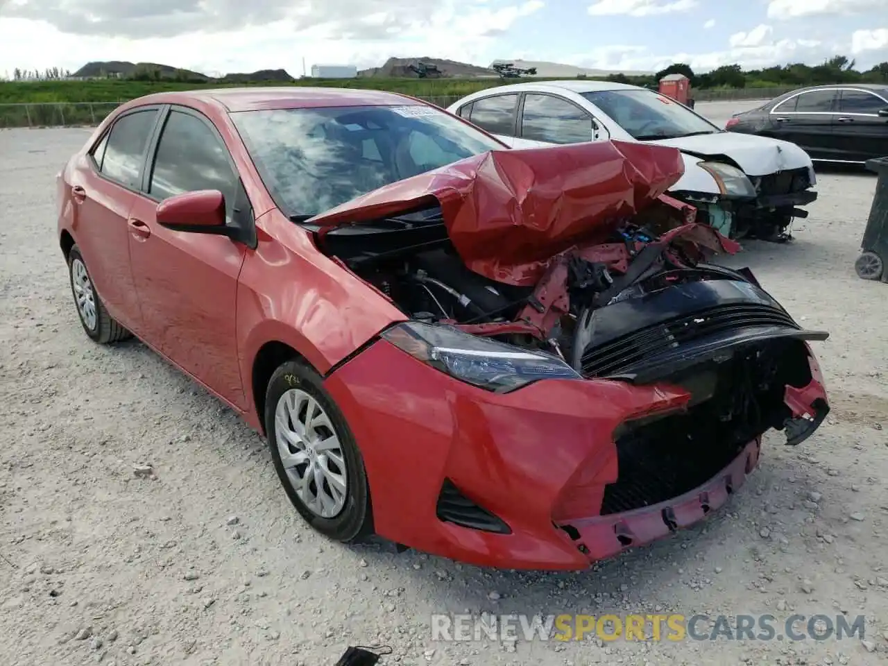 1 Photograph of a damaged car 5YFBURHE6KP900427 TOYOTA COROLLA 2019