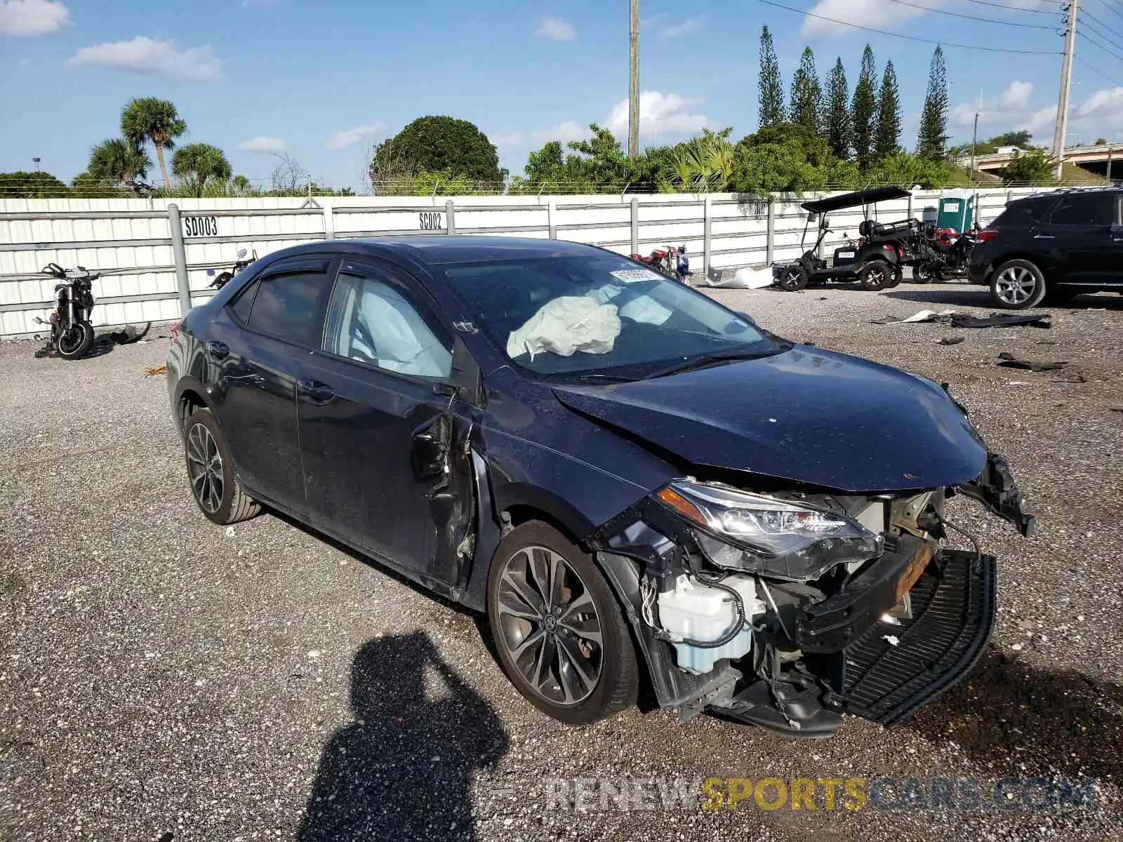 1 Photograph of a damaged car 5YFBURHE6KP900556 TOYOTA COROLLA 2019