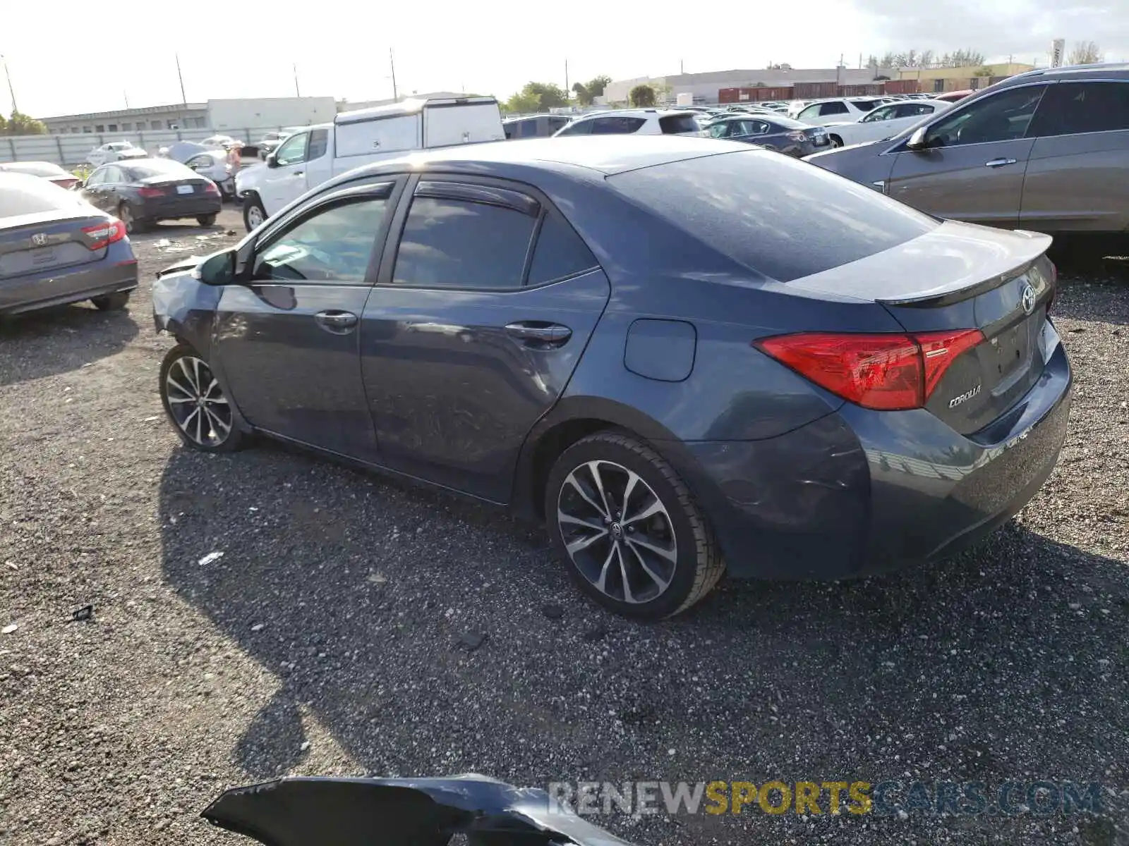 3 Photograph of a damaged car 5YFBURHE6KP900556 TOYOTA COROLLA 2019