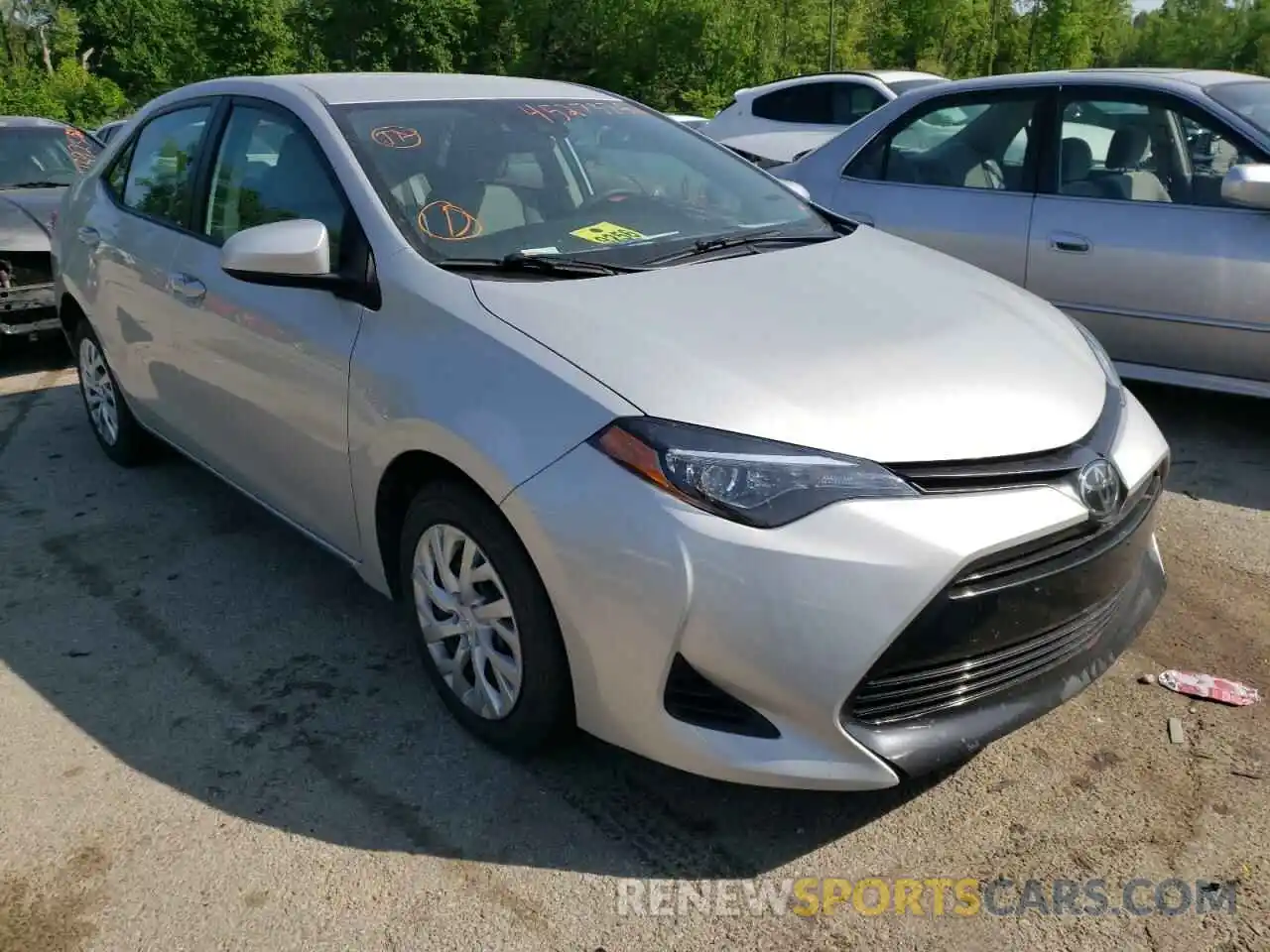 1 Photograph of a damaged car 5YFBURHE6KP901111 TOYOTA COROLLA 2019