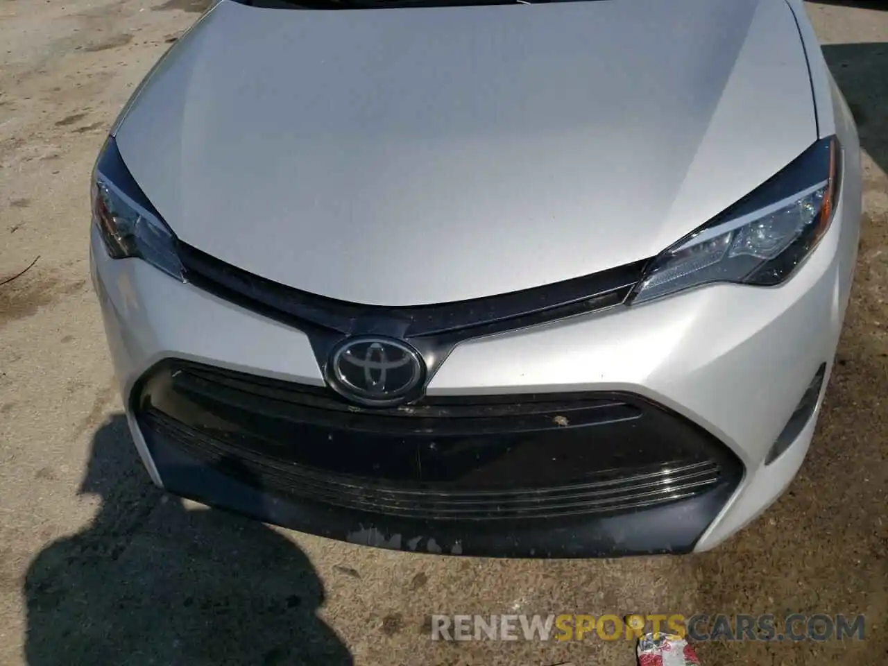 9 Photograph of a damaged car 5YFBURHE6KP901111 TOYOTA COROLLA 2019