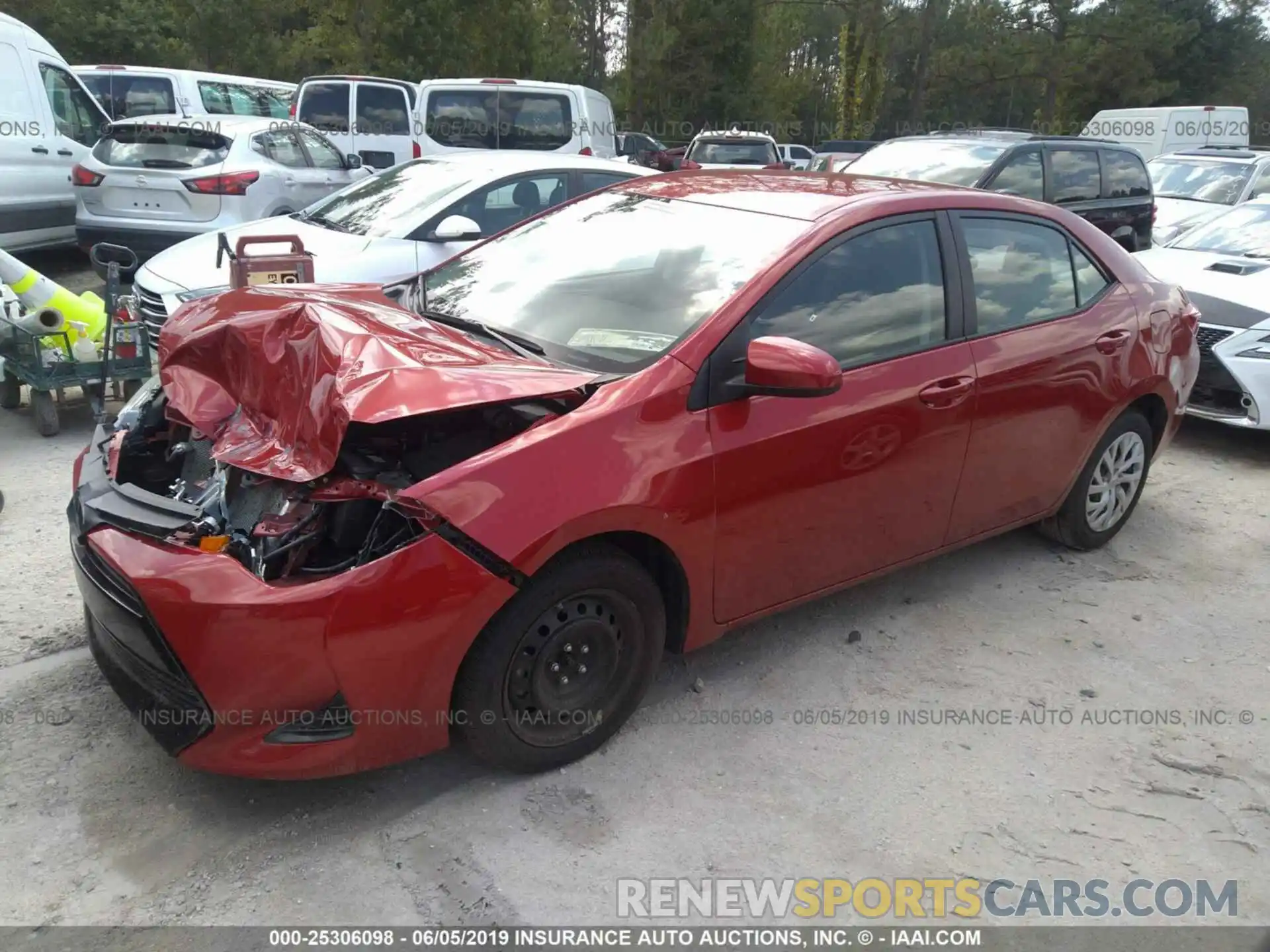 2 Photograph of a damaged car 5YFBURHE6KP901805 TOYOTA COROLLA 2019