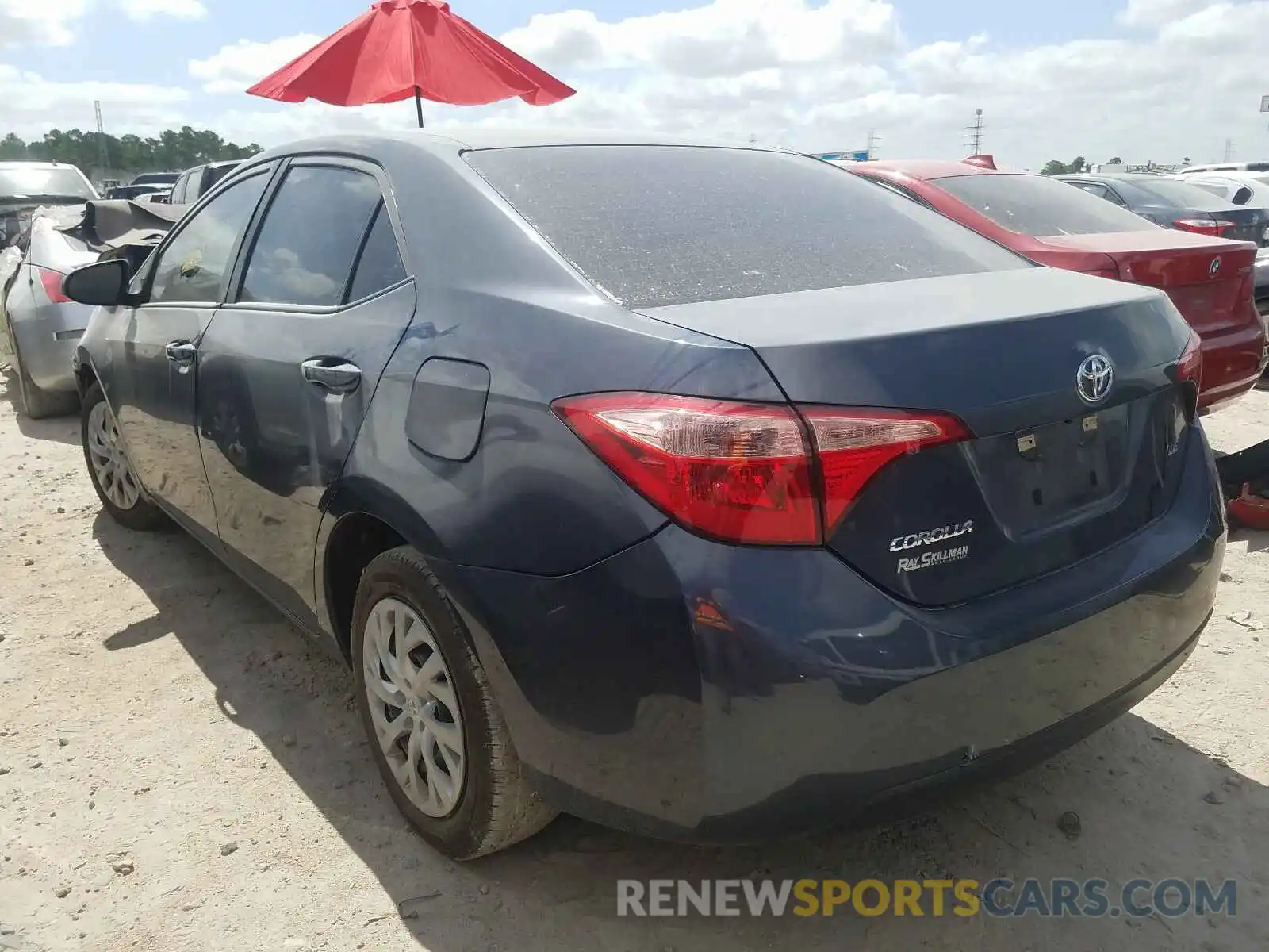 3 Photograph of a damaged car 5YFBURHE6KP902937 TOYOTA COROLLA 2019