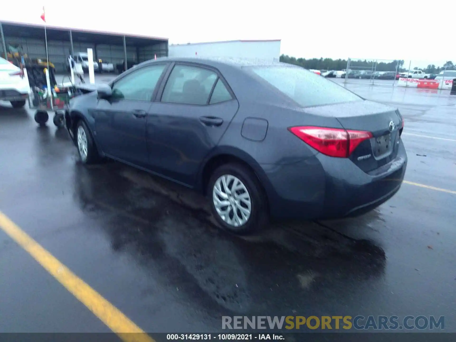 3 Photograph of a damaged car 5YFBURHE6KP903294 TOYOTA COROLLA 2019