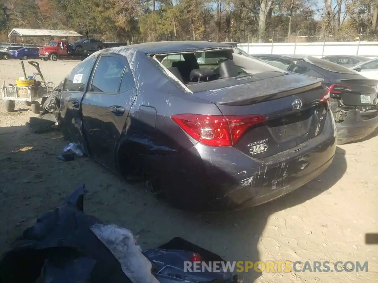 3 Photograph of a damaged car 5YFBURHE6KP903747 TOYOTA COROLLA 2019