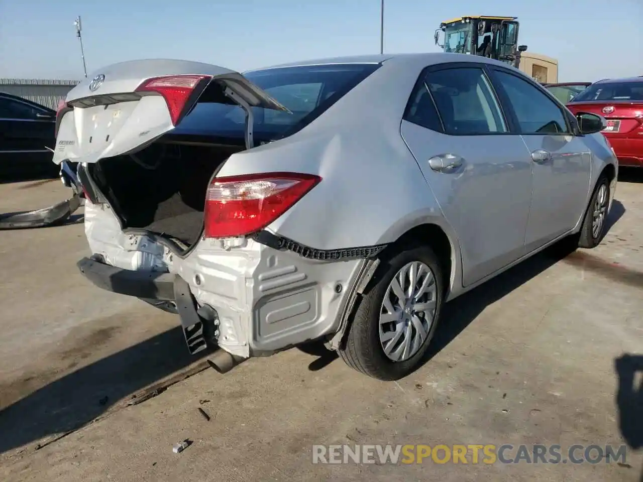 4 Photograph of a damaged car 5YFBURHE6KP904378 TOYOTA COROLLA 2019