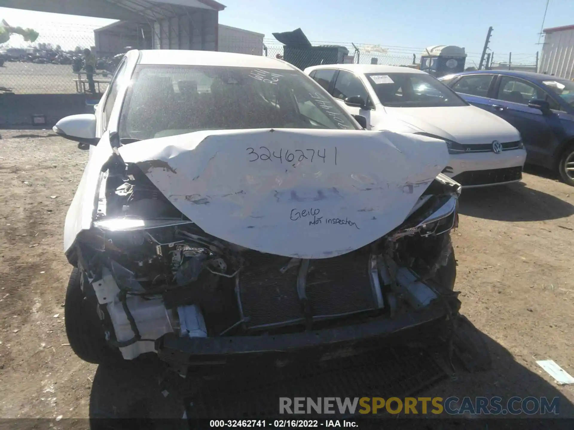 6 Photograph of a damaged car 5YFBURHE6KP904445 TOYOTA COROLLA 2019