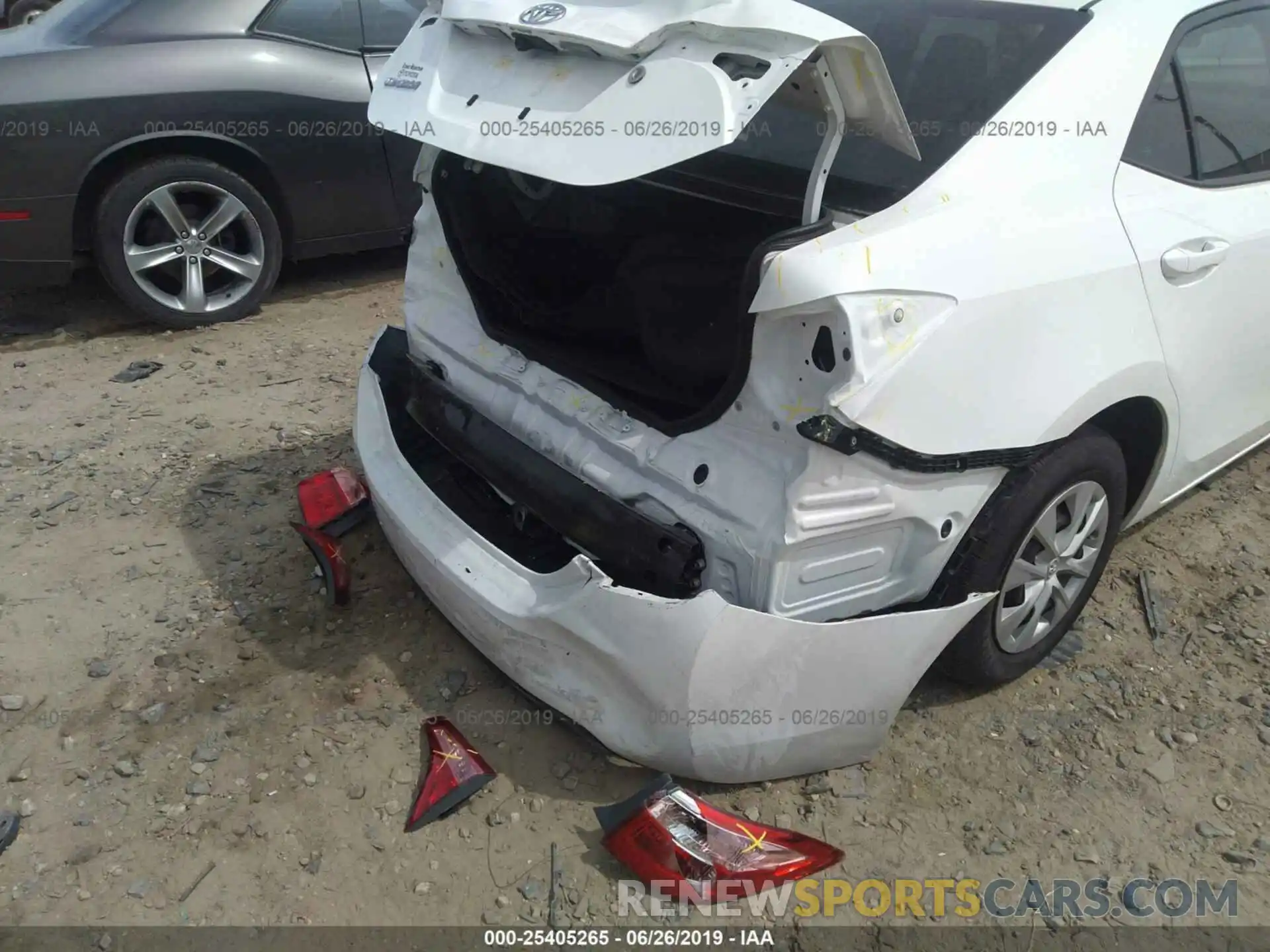 6 Фотография поврежденного автомобиля 5YFBURHE6KP905398 TOYOTA COROLLA 2019