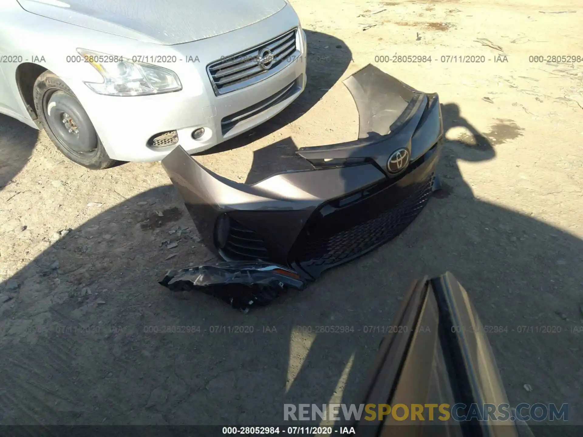 12 Photograph of a damaged car 5YFBURHE6KP905661 TOYOTA COROLLA 2019