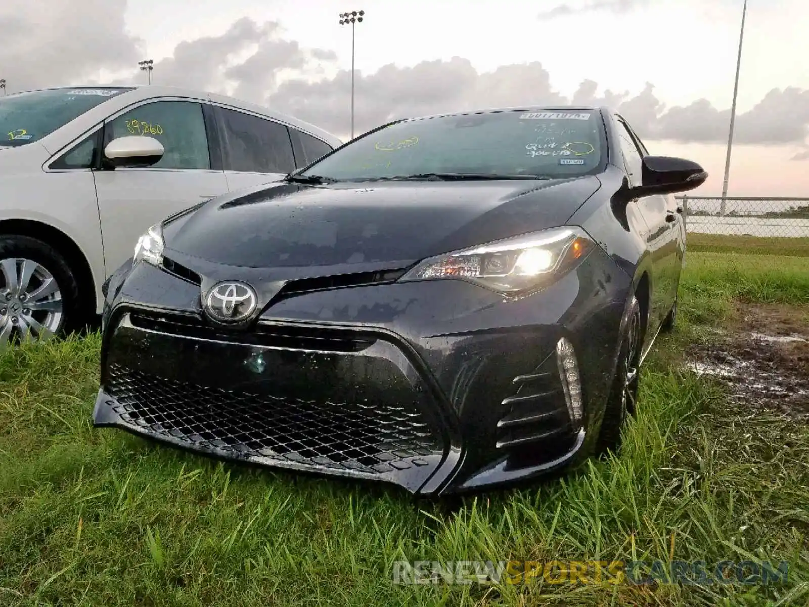 2 Photograph of a damaged car 5YFBURHE6KP906678 TOYOTA COROLLA 2019