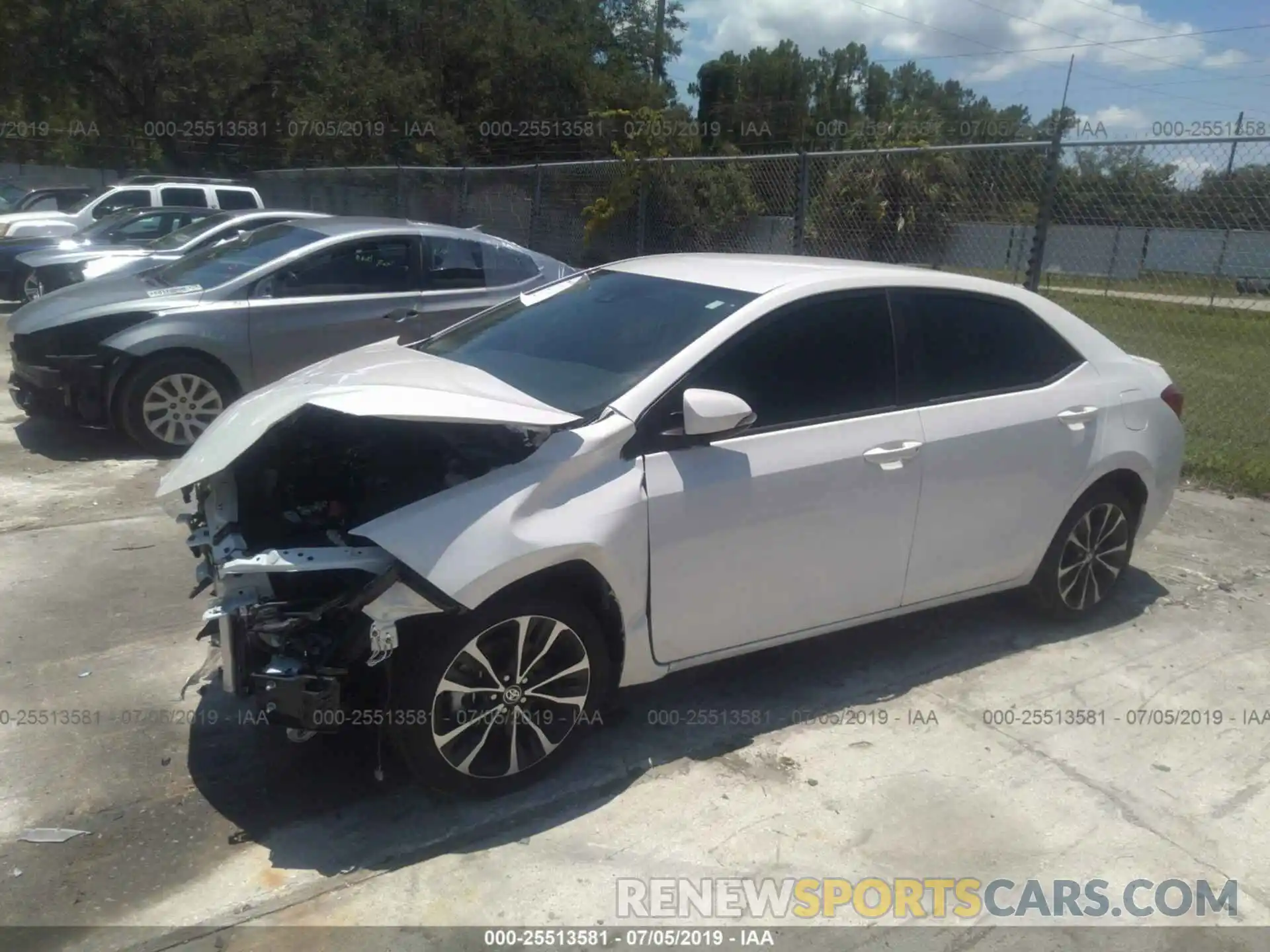 2 Photograph of a damaged car 5YFBURHE6KP908074 TOYOTA COROLLA 2019