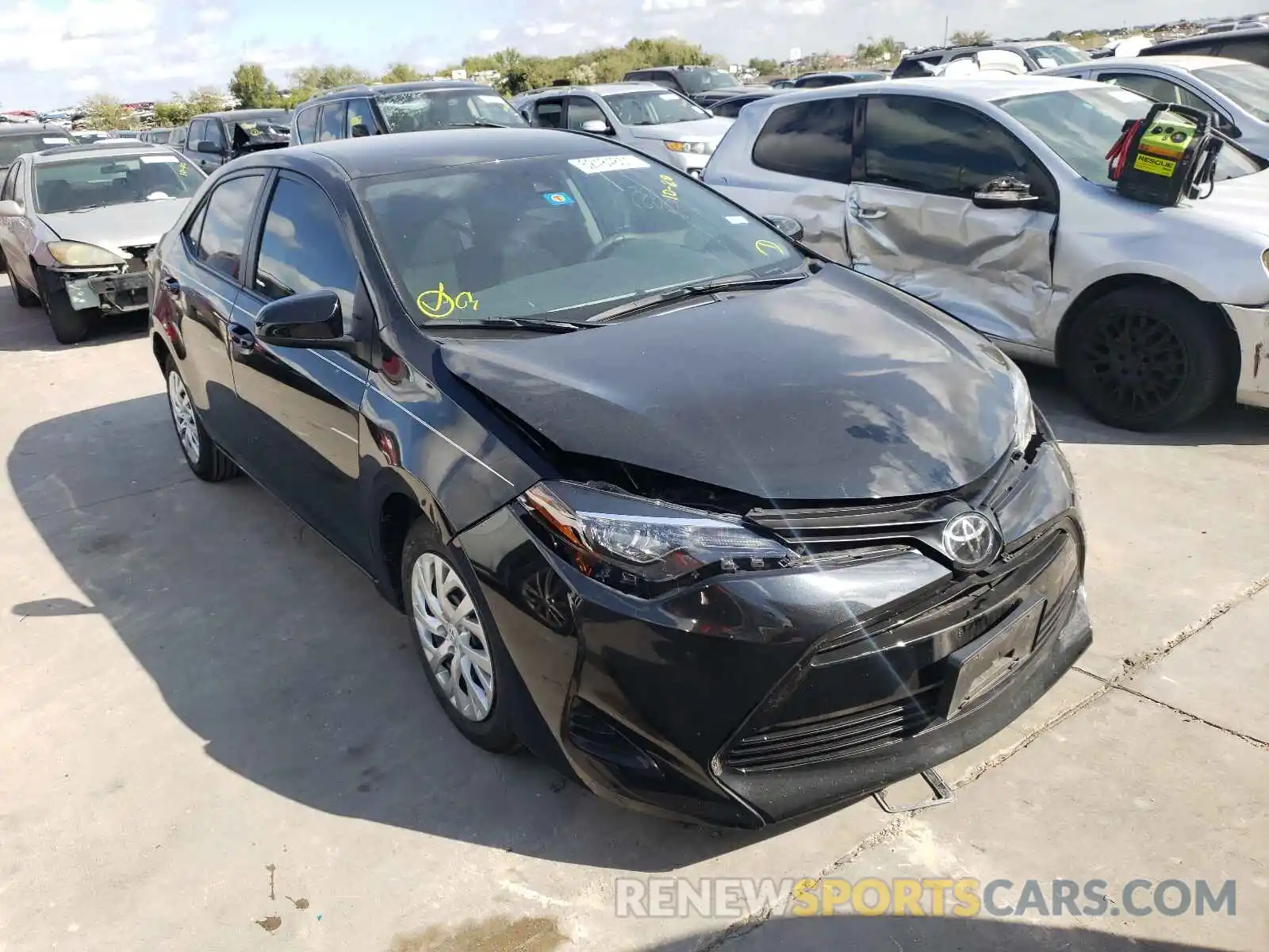 1 Photograph of a damaged car 5YFBURHE6KP908673 TOYOTA COROLLA 2019