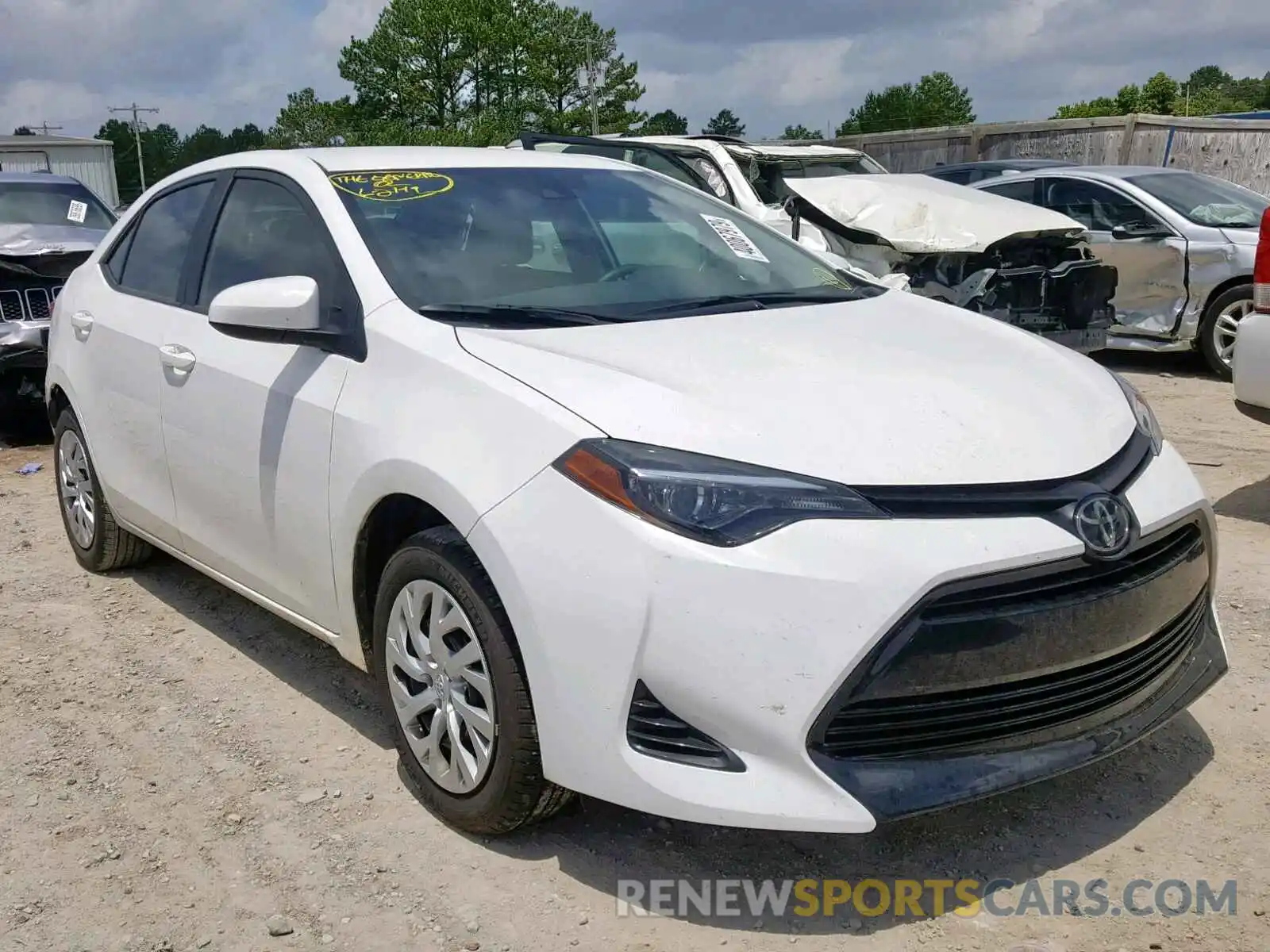 1 Photograph of a damaged car 5YFBURHE6KP909483 TOYOTA COROLLA 2019