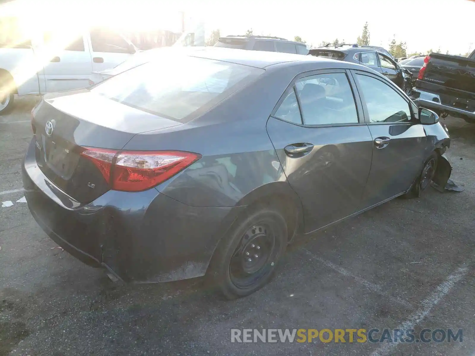 4 Photograph of a damaged car 5YFBURHE6KP909564 TOYOTA COROLLA 2019