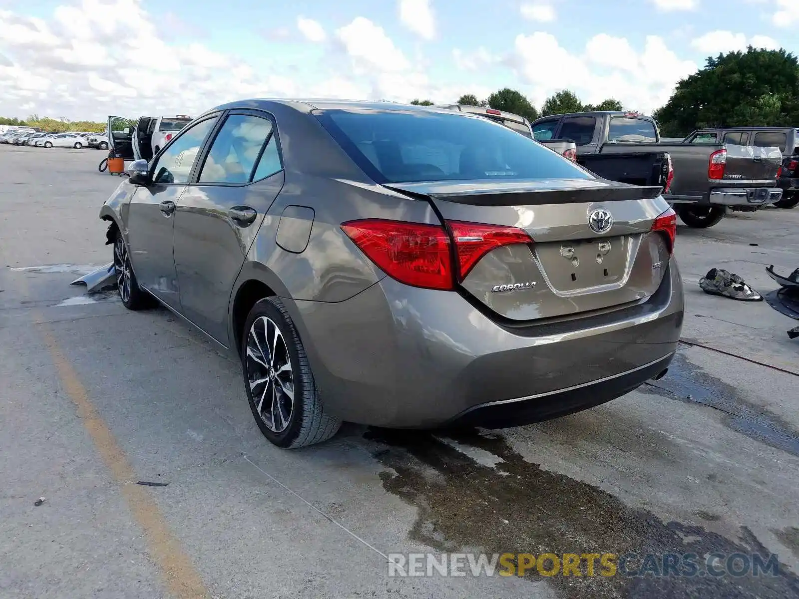 3 Photograph of a damaged car 5YFBURHE6KP910164 TOYOTA COROLLA 2019