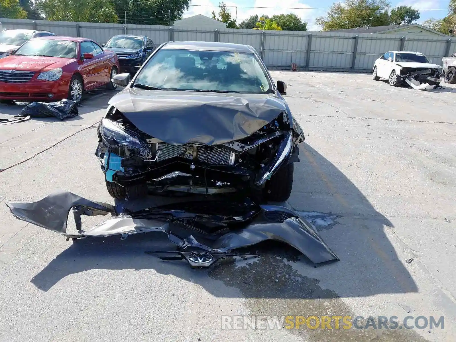 9 Photograph of a damaged car 5YFBURHE6KP910164 TOYOTA COROLLA 2019