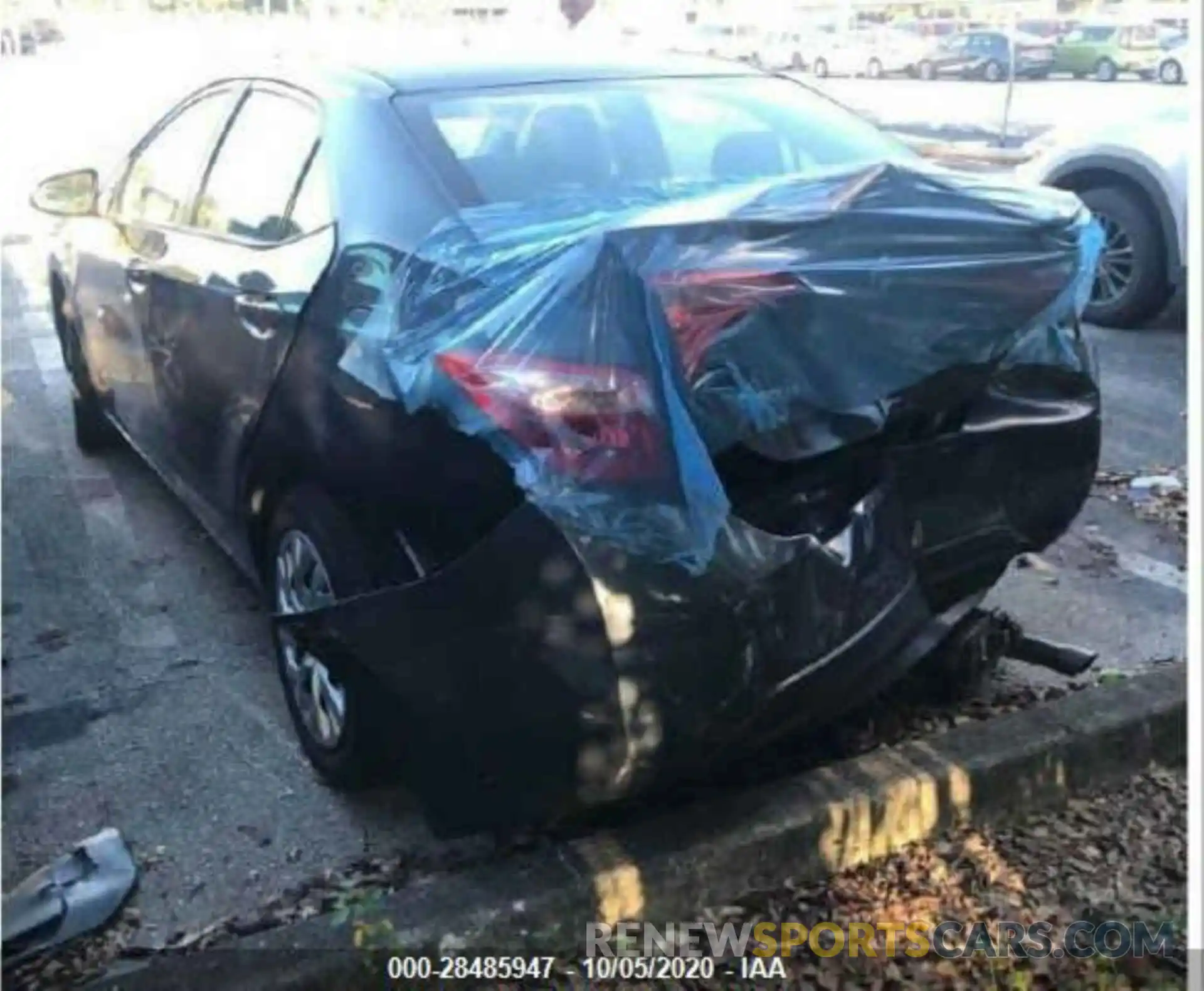 8 Photograph of a damaged car 5YFBURHE6KP911668 TOYOTA COROLLA 2019