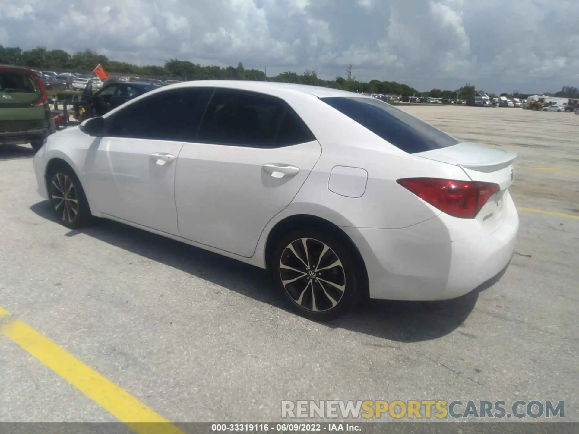 3 Photograph of a damaged car 5YFBURHE6KP911671 TOYOTA COROLLA 2019