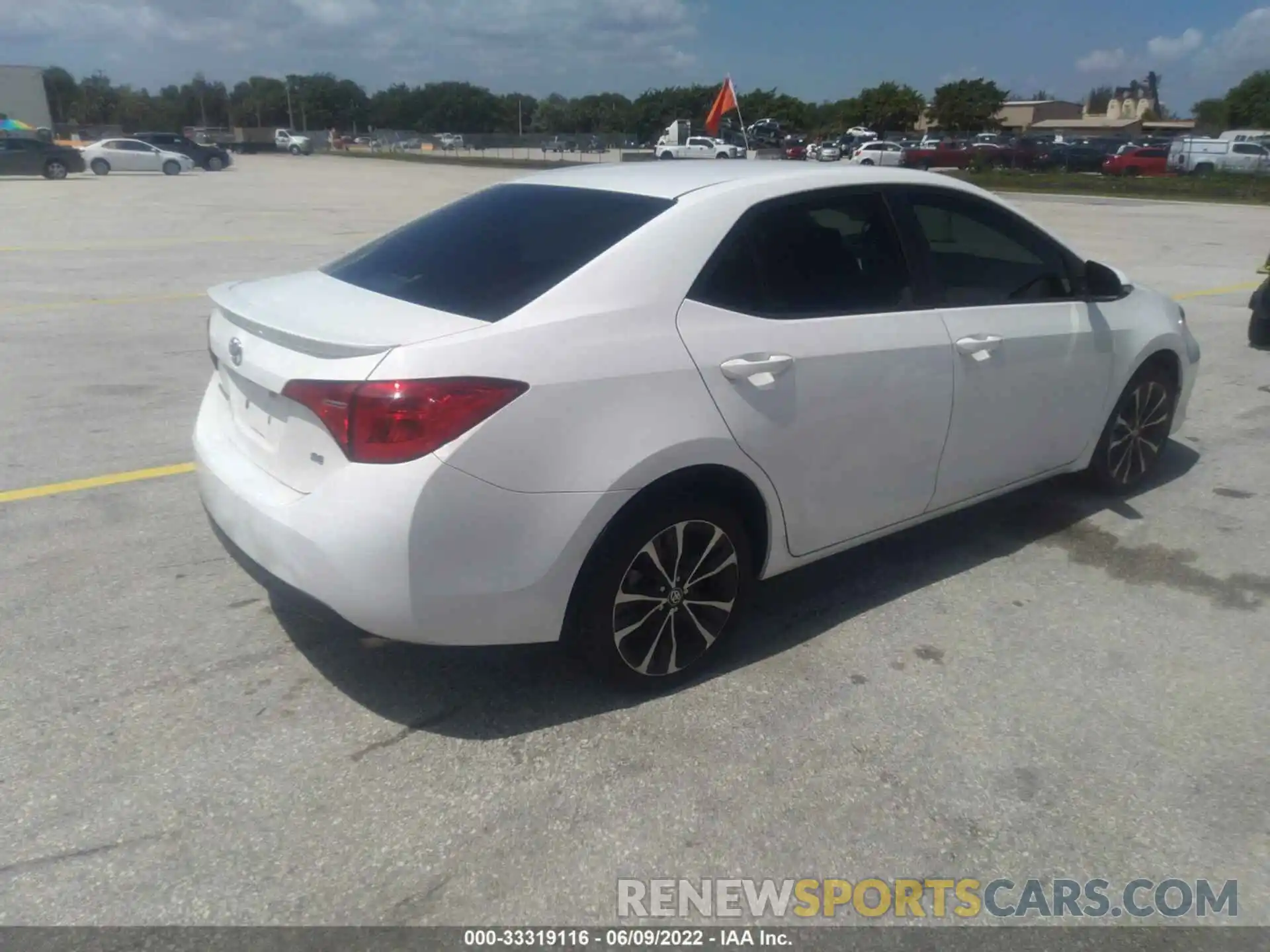 4 Photograph of a damaged car 5YFBURHE6KP911671 TOYOTA COROLLA 2019