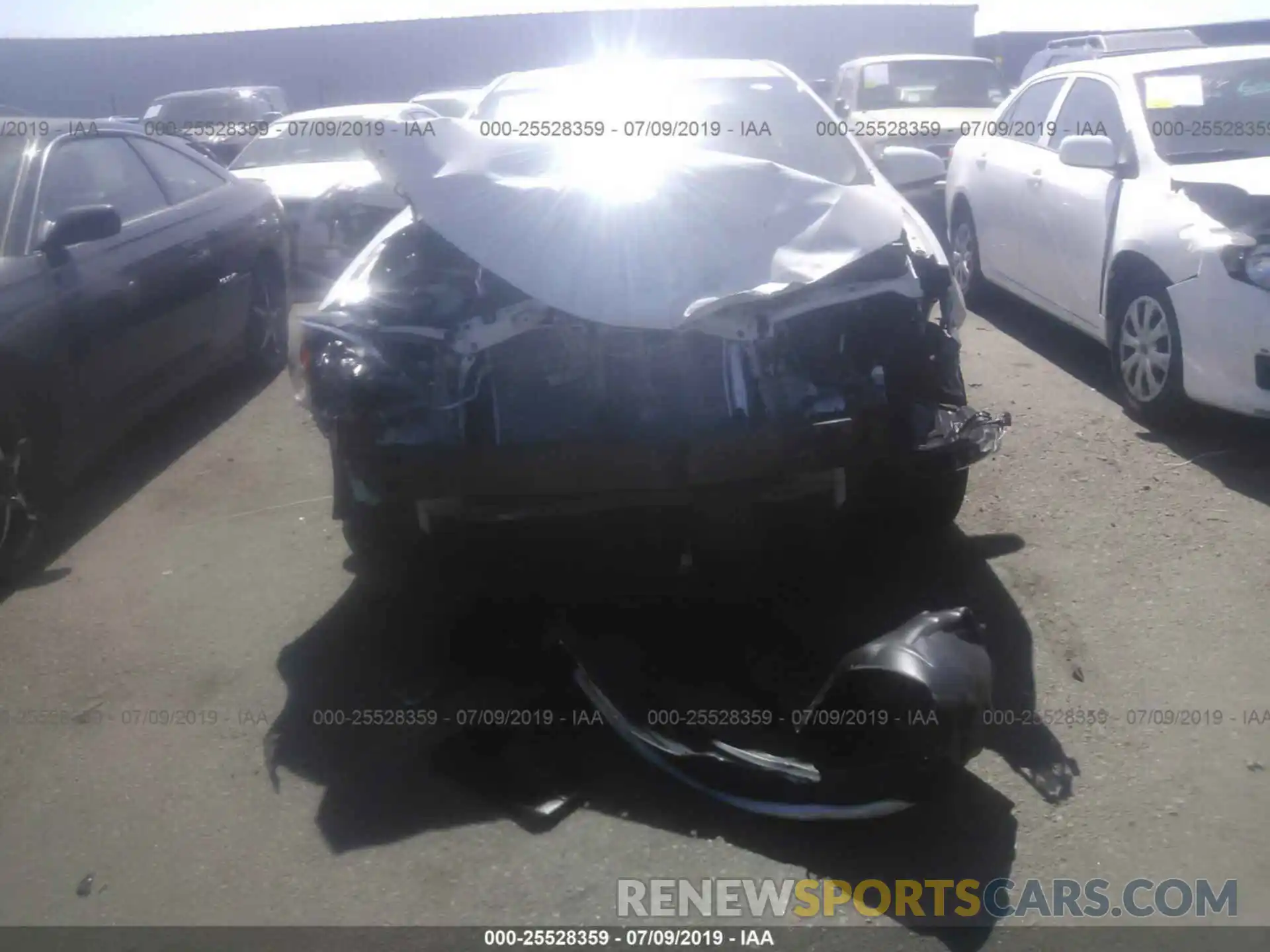 6 Photograph of a damaged car 5YFBURHE6KP912688 TOYOTA COROLLA 2019