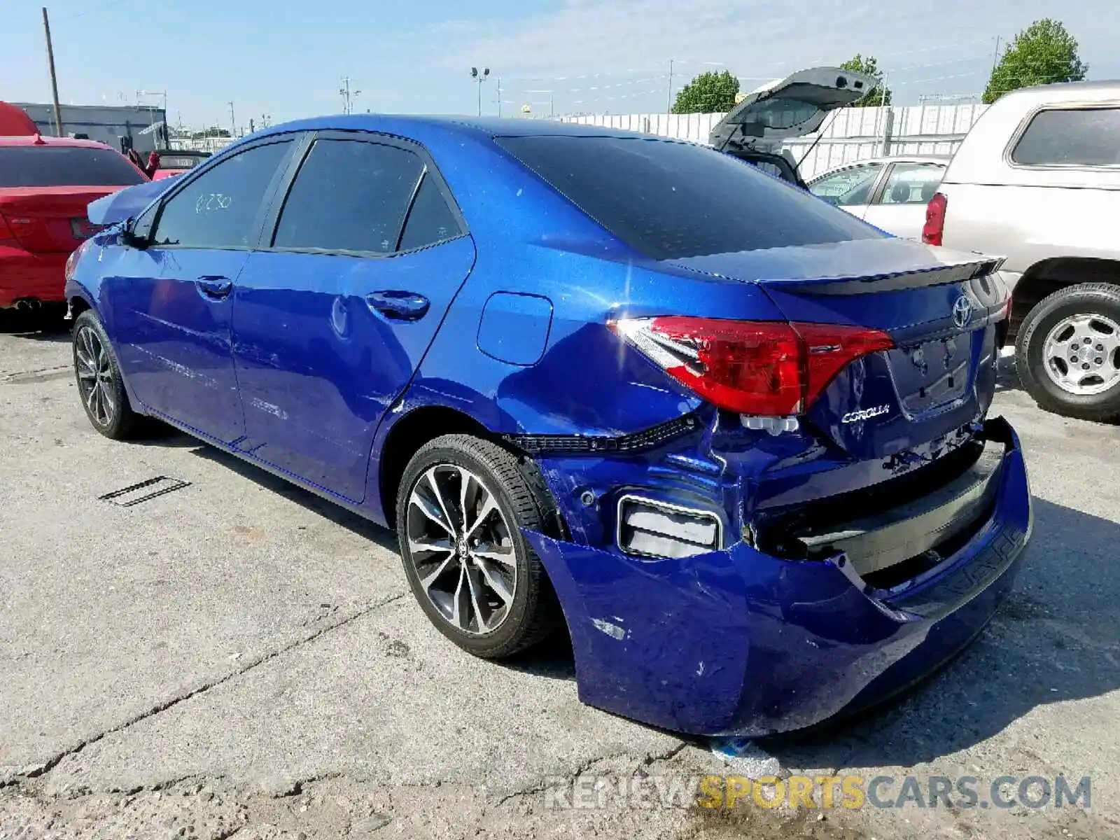 3 Фотография поврежденного автомобиля 5YFBURHE6KP913596 TOYOTA COROLLA 2019