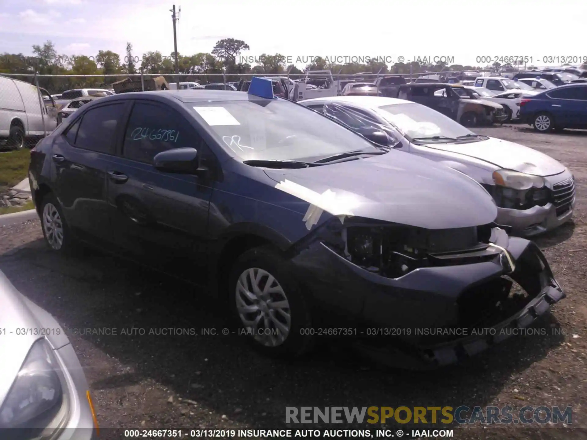 1 Photograph of a damaged car 5YFBURHE6KP913808 TOYOTA COROLLA 2019