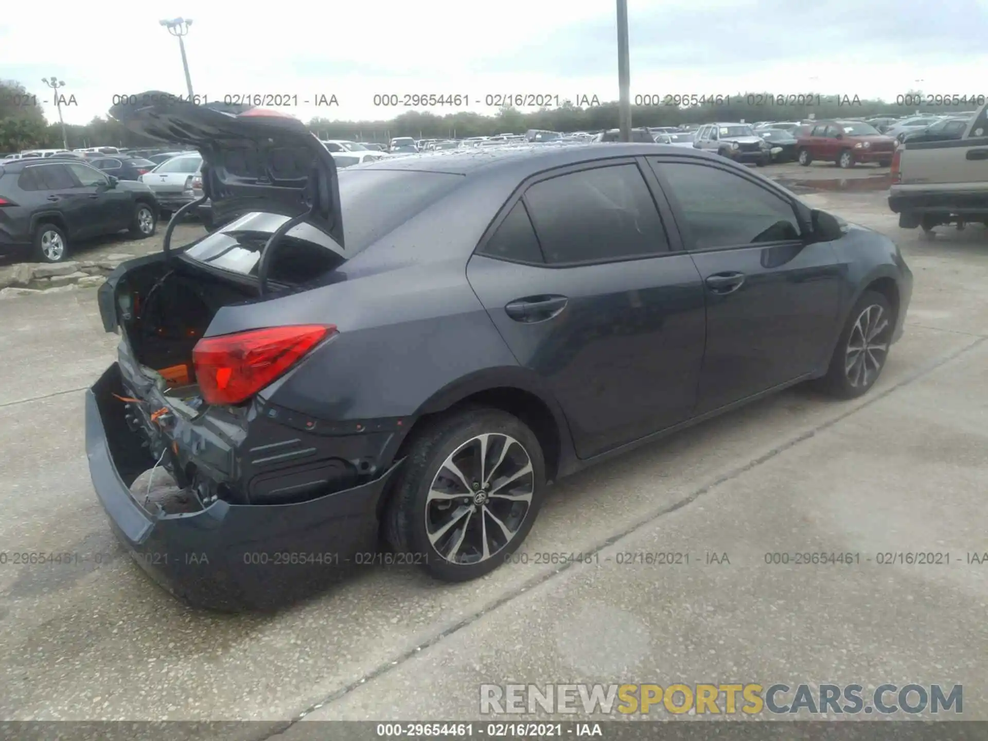 4 Photograph of a damaged car 5YFBURHE6KP915784 TOYOTA COROLLA 2019