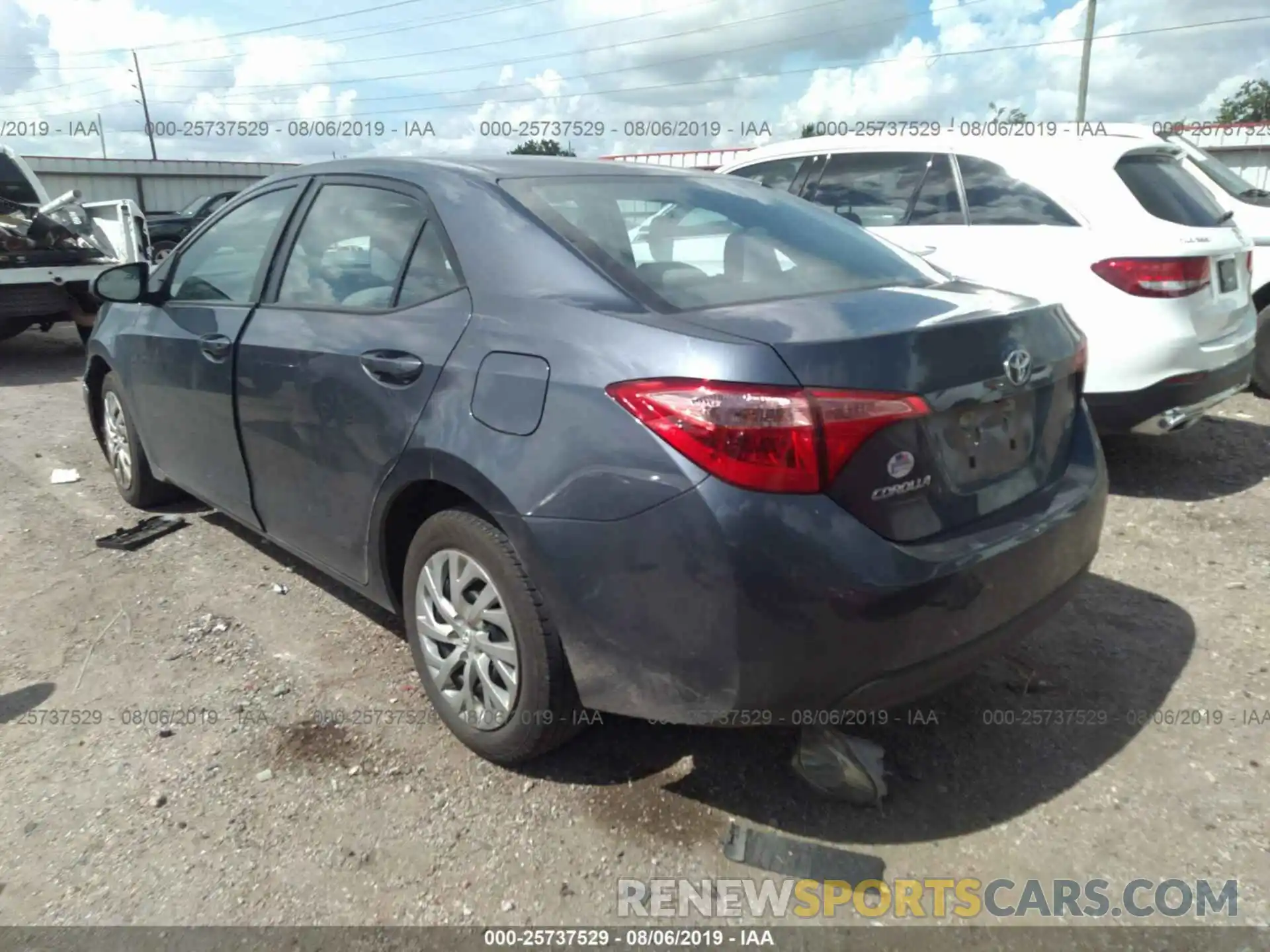 3 Photograph of a damaged car 5YFBURHE6KP915963 TOYOTA COROLLA 2019