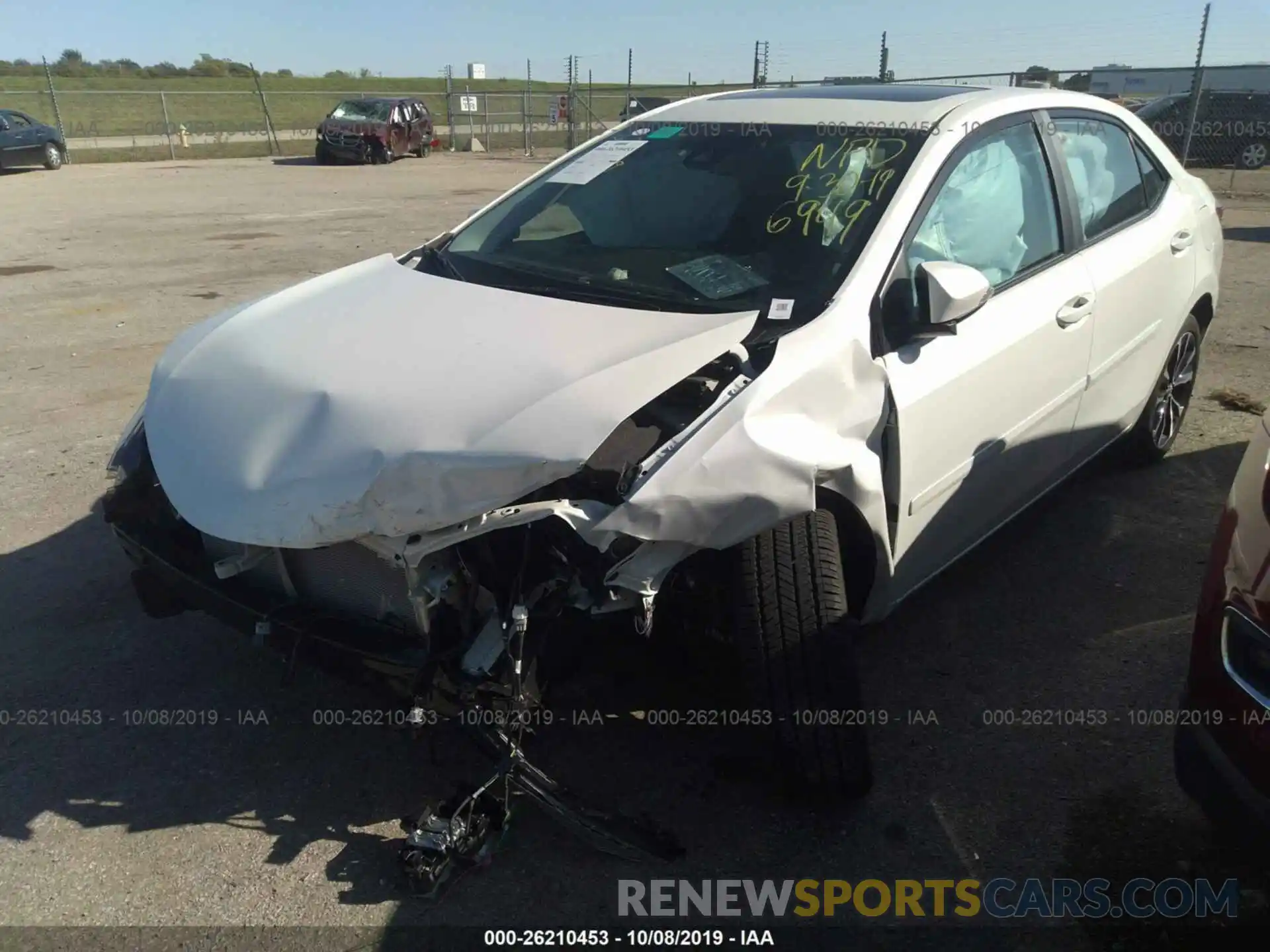 2 Photograph of a damaged car 5YFBURHE6KP916949 TOYOTA COROLLA 2019