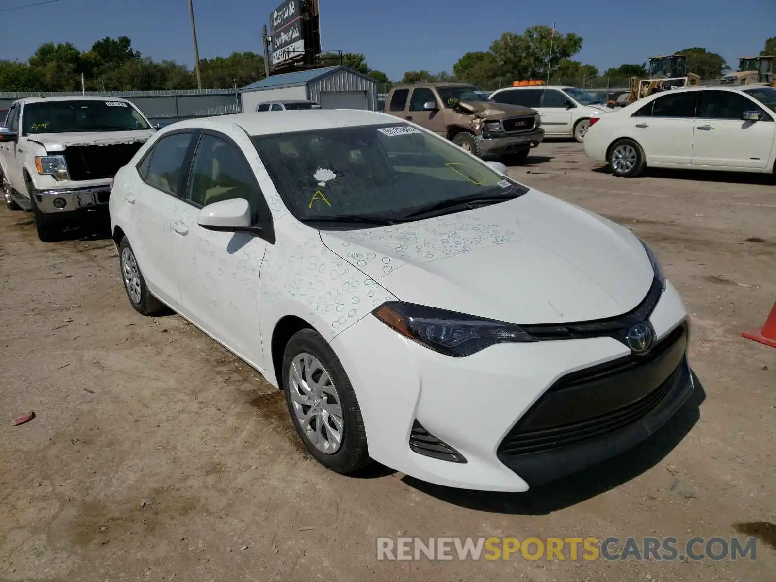 1 Photograph of a damaged car 5YFBURHE6KP917700 TOYOTA COROLLA 2019