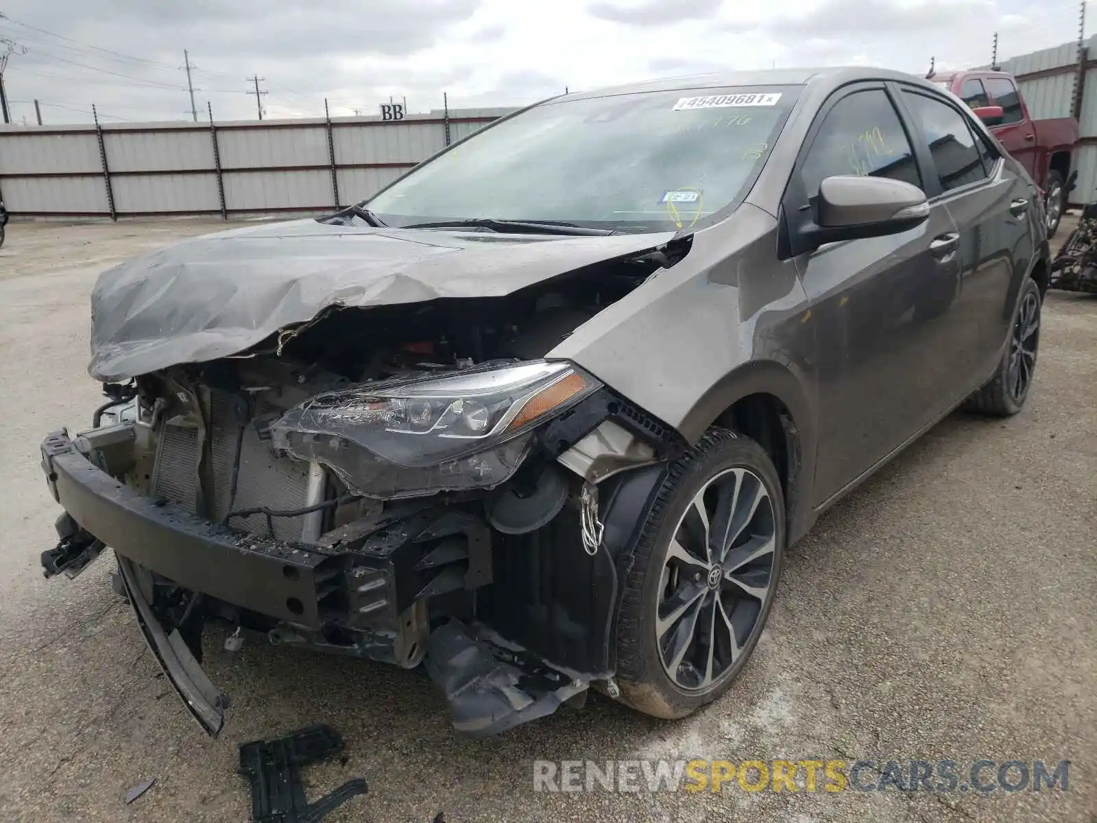 2 Photograph of a damaged car 5YFBURHE6KP917776 TOYOTA COROLLA 2019