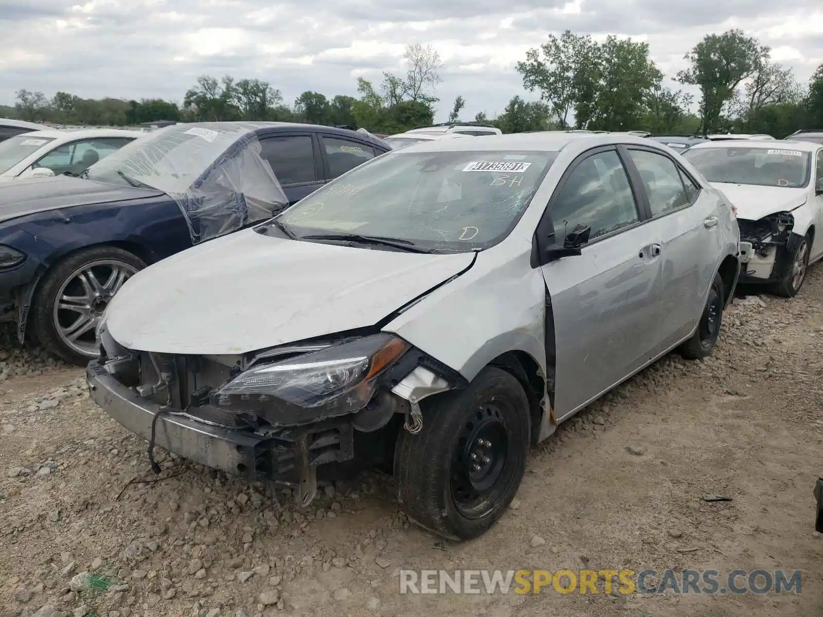 2 Photograph of a damaged car 5YFBURHE6KP919141 TOYOTA COROLLA 2019