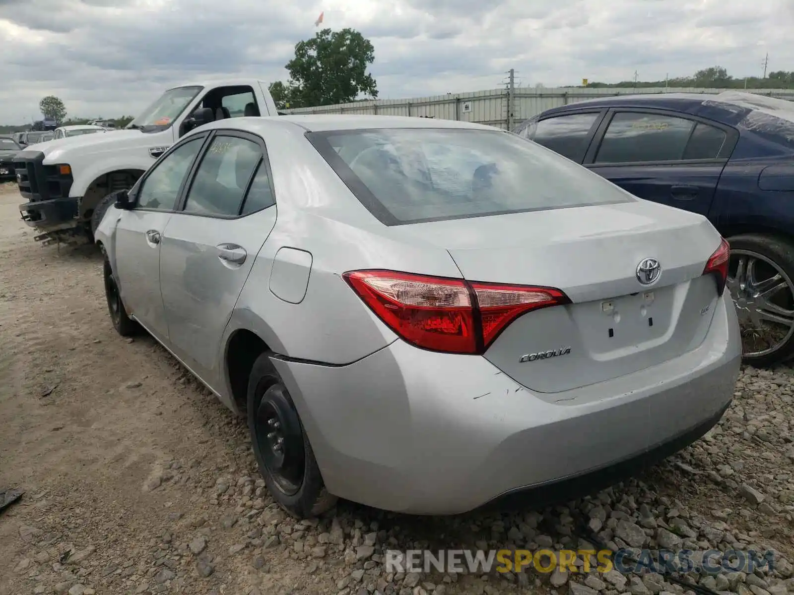 3 Photograph of a damaged car 5YFBURHE6KP919141 TOYOTA COROLLA 2019