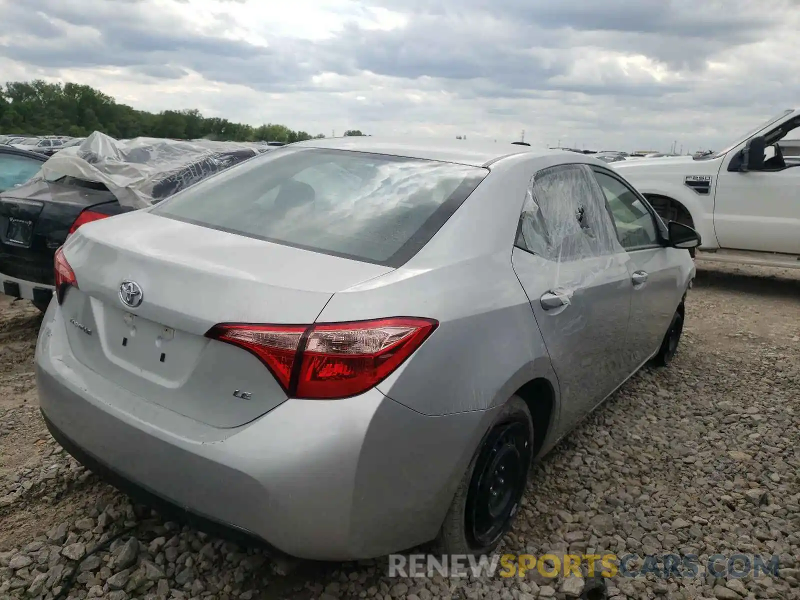 4 Photograph of a damaged car 5YFBURHE6KP919141 TOYOTA COROLLA 2019