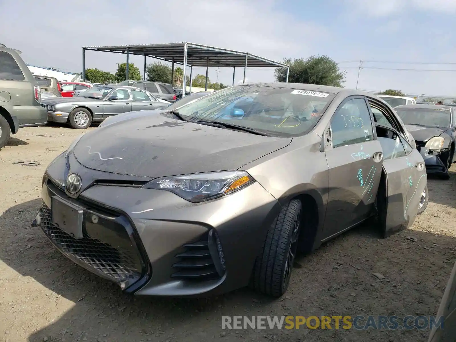 2 Photograph of a damaged car 5YFBURHE6KP919334 TOYOTA COROLLA 2019