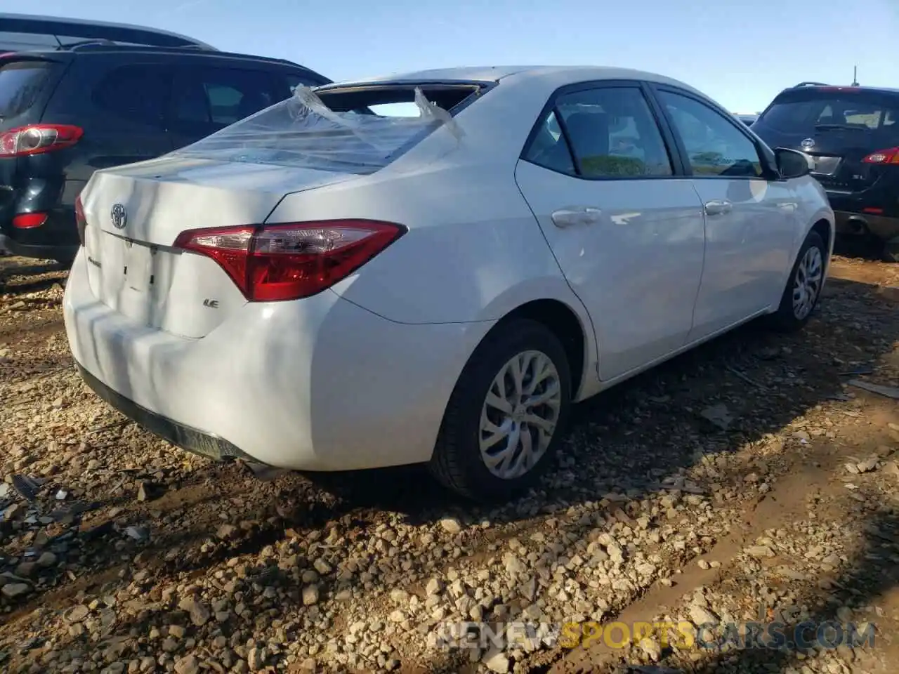 4 Photograph of a damaged car 5YFBURHE6KP919513 TOYOTA COROLLA 2019